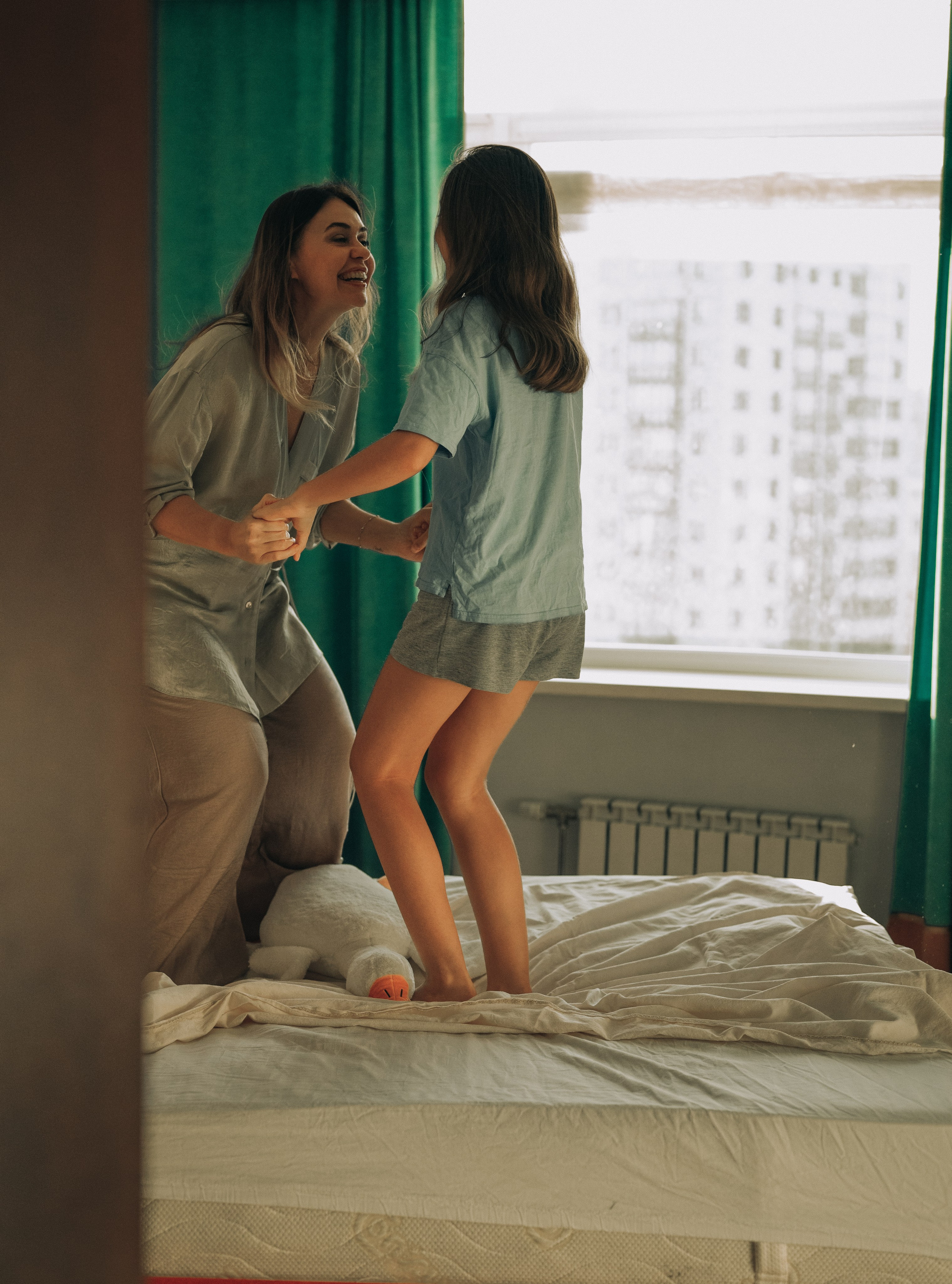 Утро мамы и дочки. Алёна и Ярослава. Семейный фотограф в Москве Дарья Пузикова