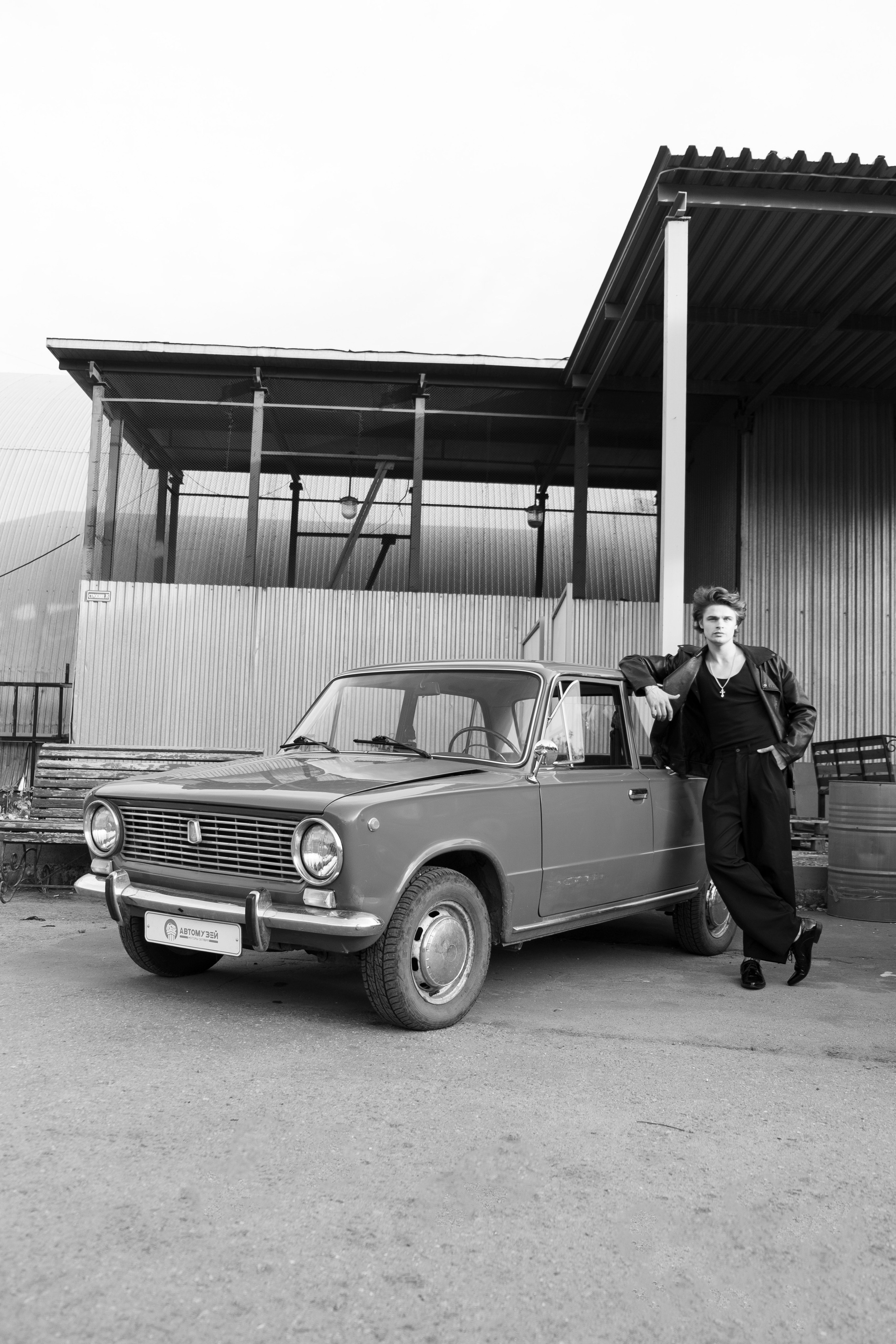 ПОРТРЕТЫ В ЧЕРНО-БЕЛОМ