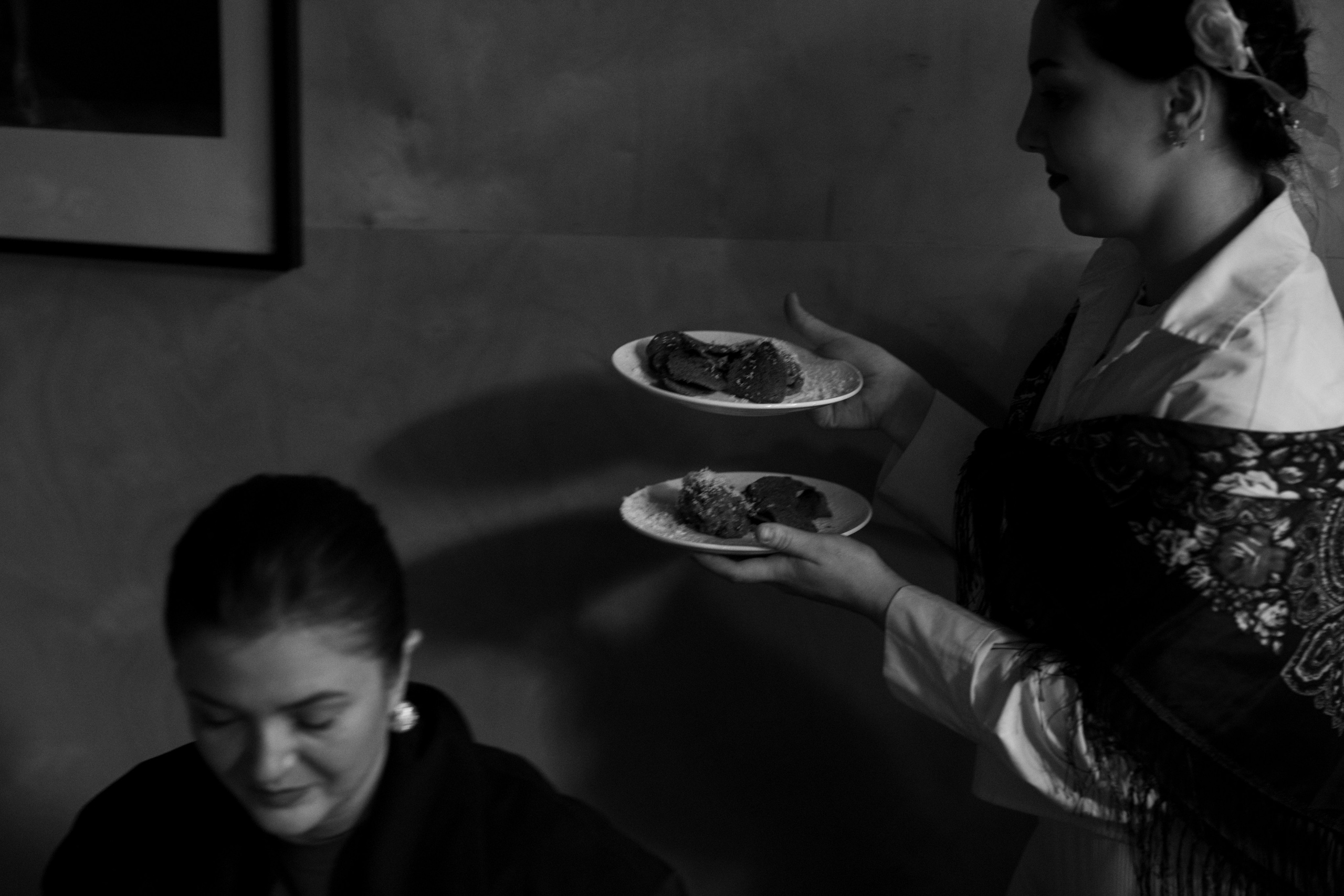 Званый ужин от гастрокафе «Sentori». Свадебные фотографы в г. Сургут Маркова Наталья и Замахина Елена