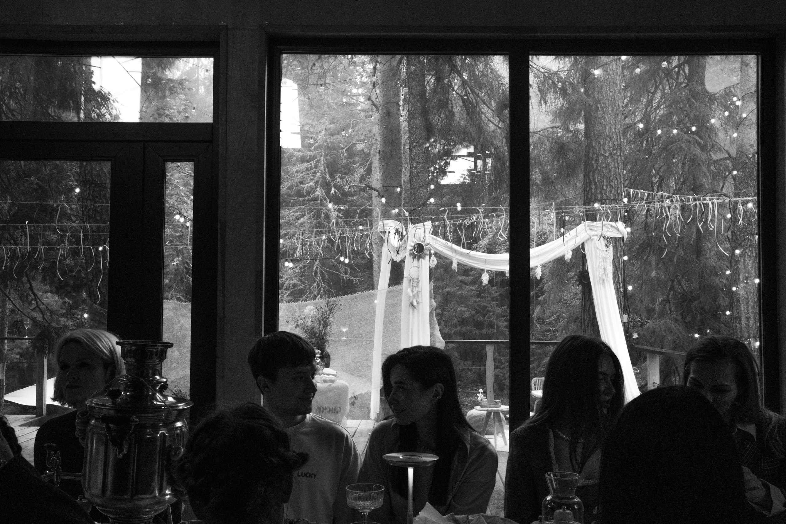 Званый ужин от гастрокафе «Sentori». Свадебные фотографы в г. Сургут Маркова Наталья и Замахина Елена