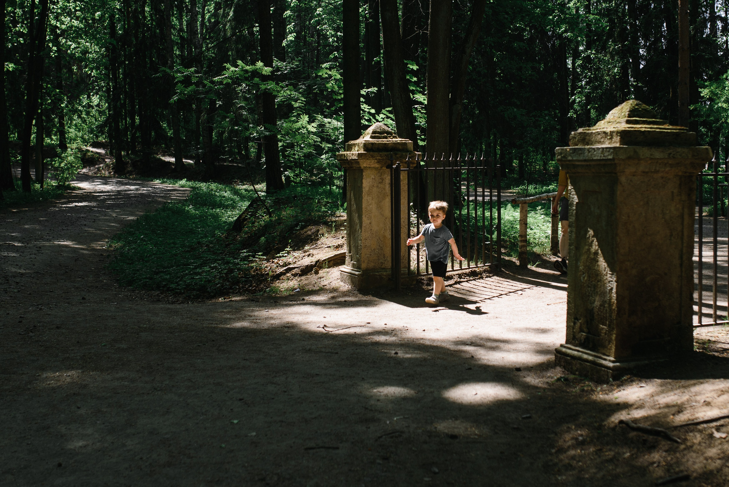 Игорь, Мила и Михаил Игоревич, домашняя история. Фотограф Денис Неместо, портрет, репортаж