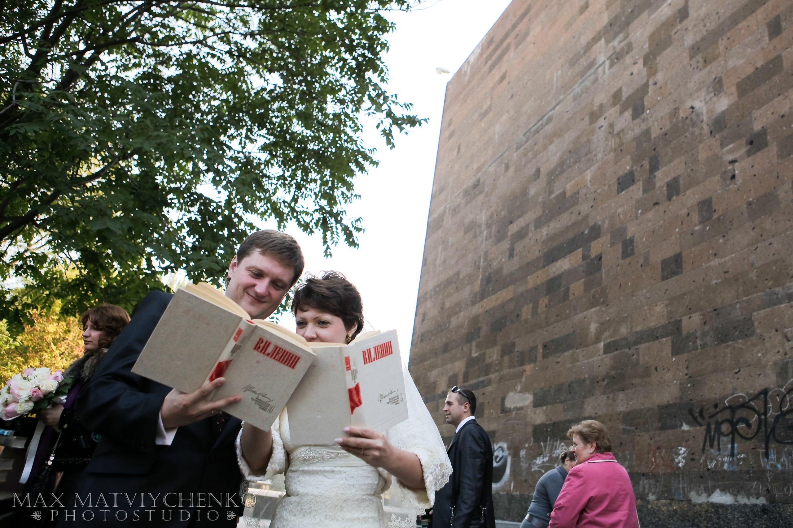 Прогулка/Walk. Максим Матвийченко и Виктория Басова профессионалы своего дела