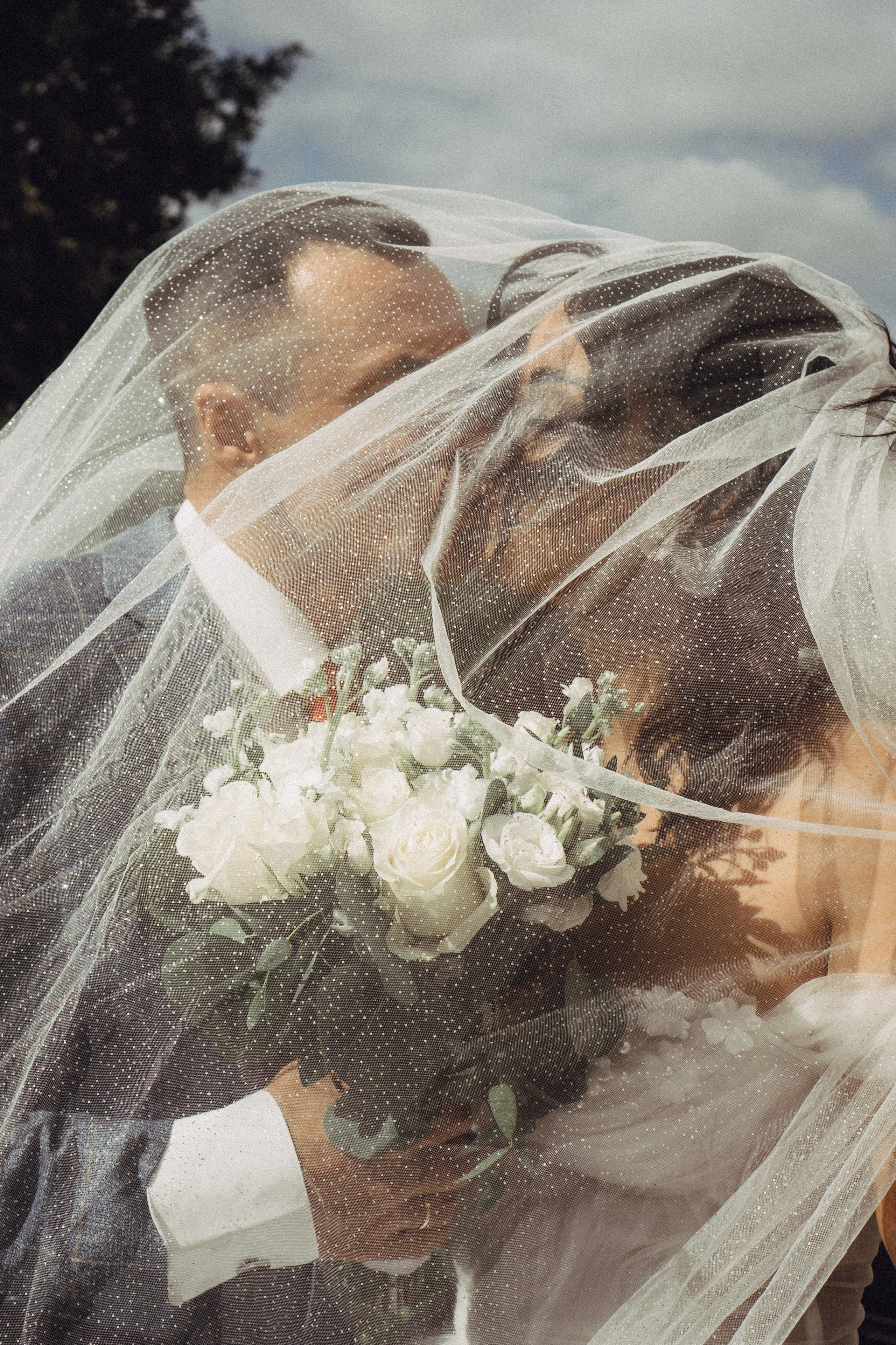 СВАДЕБНАЯ ПРОГУЛКА РЕСТОРАН МЫ ЖЕ НА ТЫ И ФОТОСЕССИИЯ С АВТОМОБИЛЕМ. Профессиональный фотограф, Санкт-Петербург — Виктория Богомолова