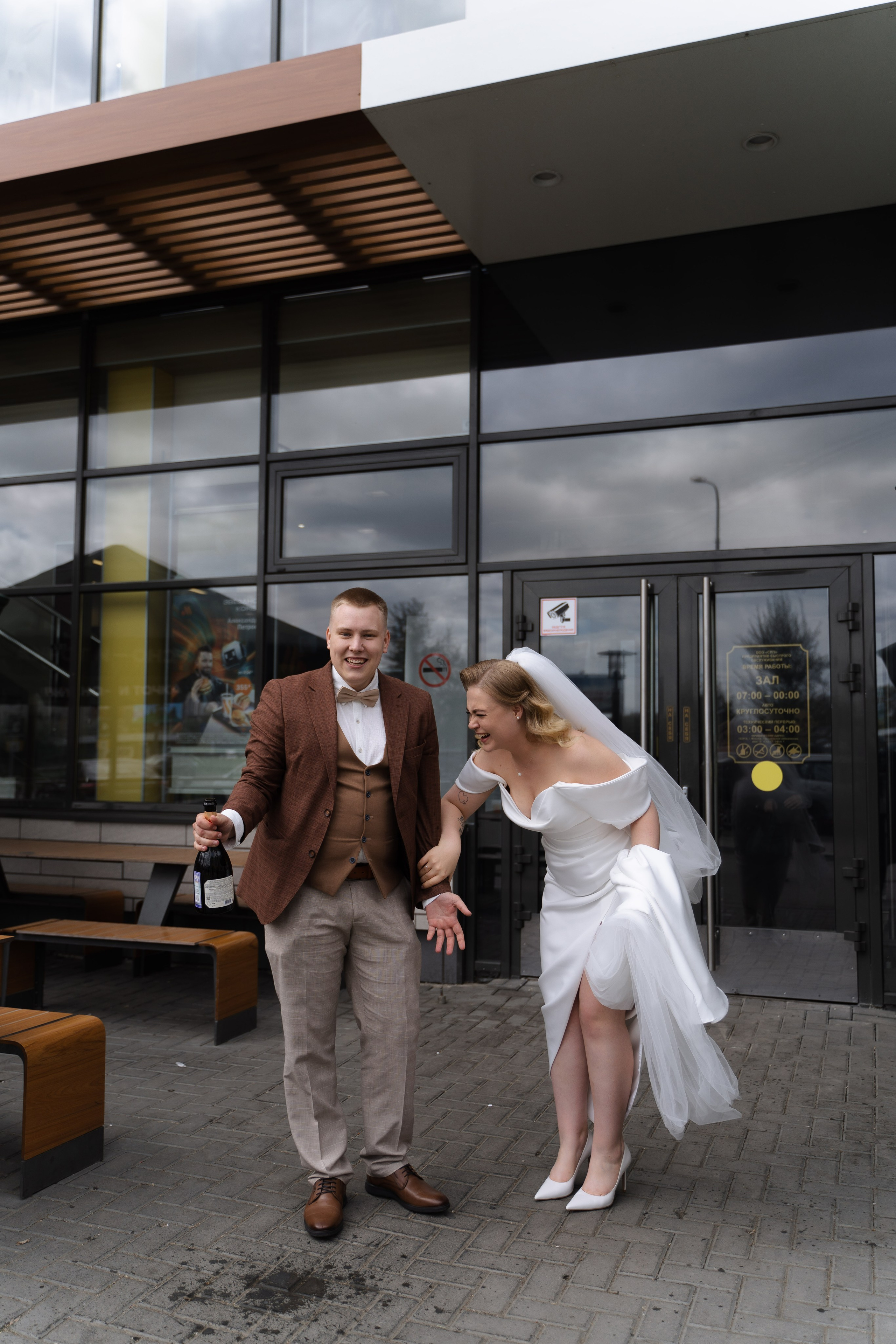 Данил и Евгения. Свадебный фотограф Анастасия Хабарова в Новоуральске и Екатеринбурге