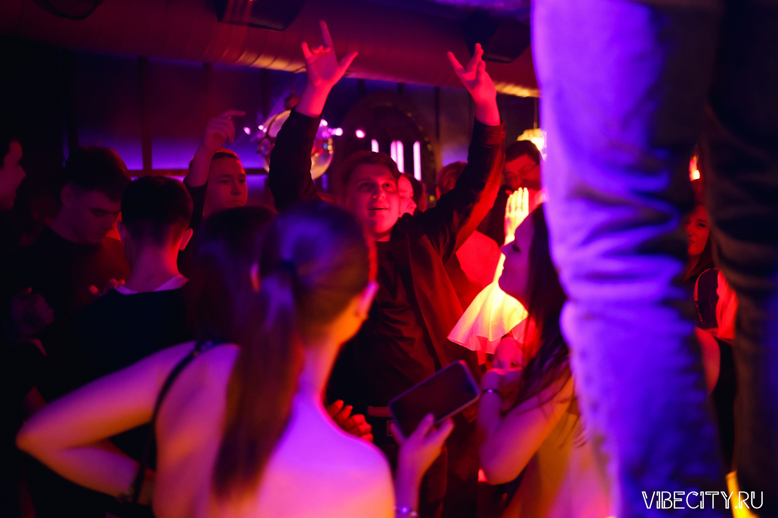 DOUBLE U. VIBECITY.RU Вайб Сити Ру Фоторепортажи Фотоотчеты Калининград