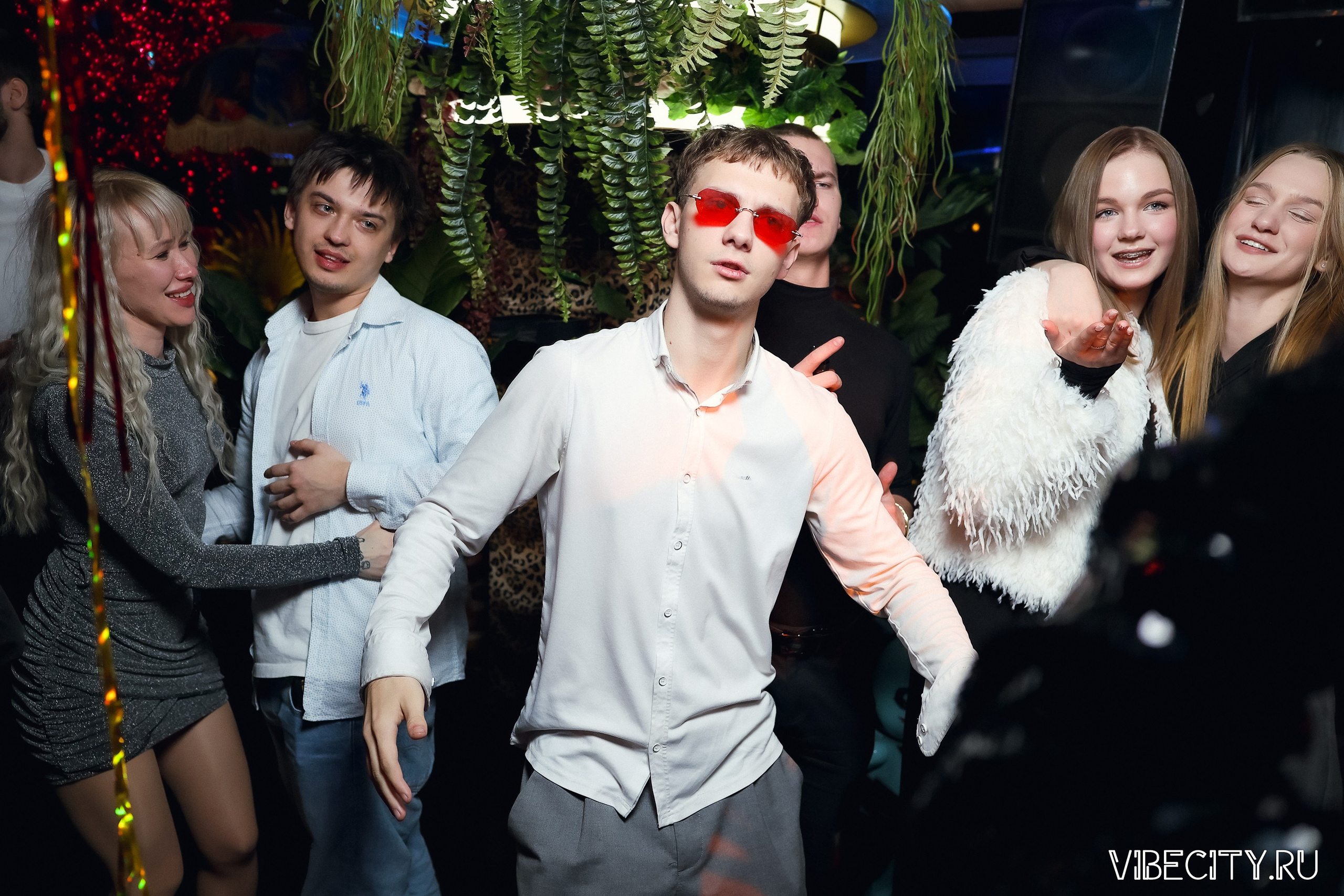 DOUBLE U. VIBECITY.RU Вайб Сити Ру Фоторепортажи Фотоотчеты Калининград