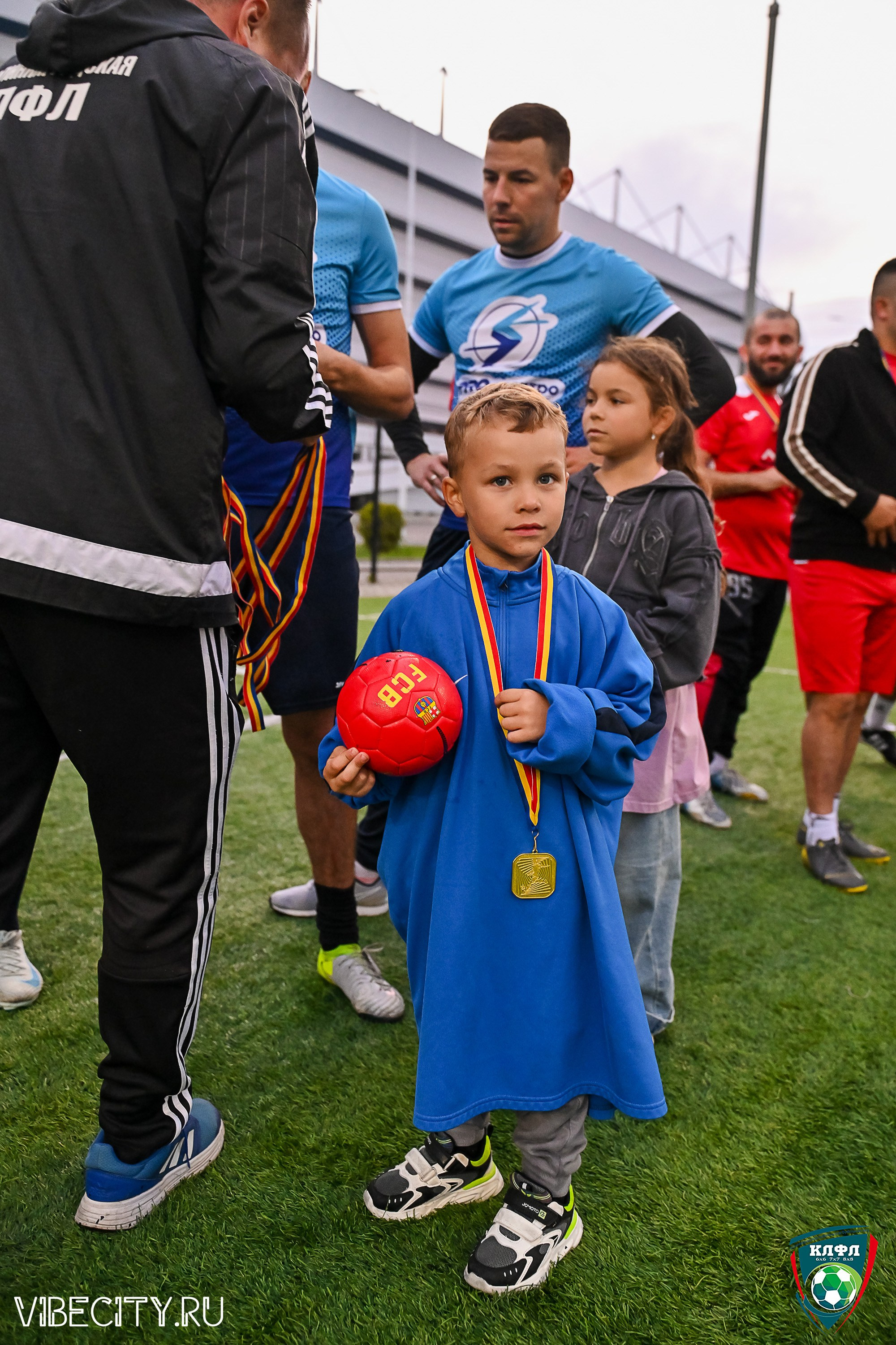 ФИНАЛЬНЫЕ МАТЧИ ПЛЕЙ-ОФФ XXl ЛЕТНЕГО КУБКА КАЛИНИНГРАДСКОЙ ЛФЛ. VIBECITY.RU Вайб Сити Ру Фоторепортажи Фотоотчеты Калининград
