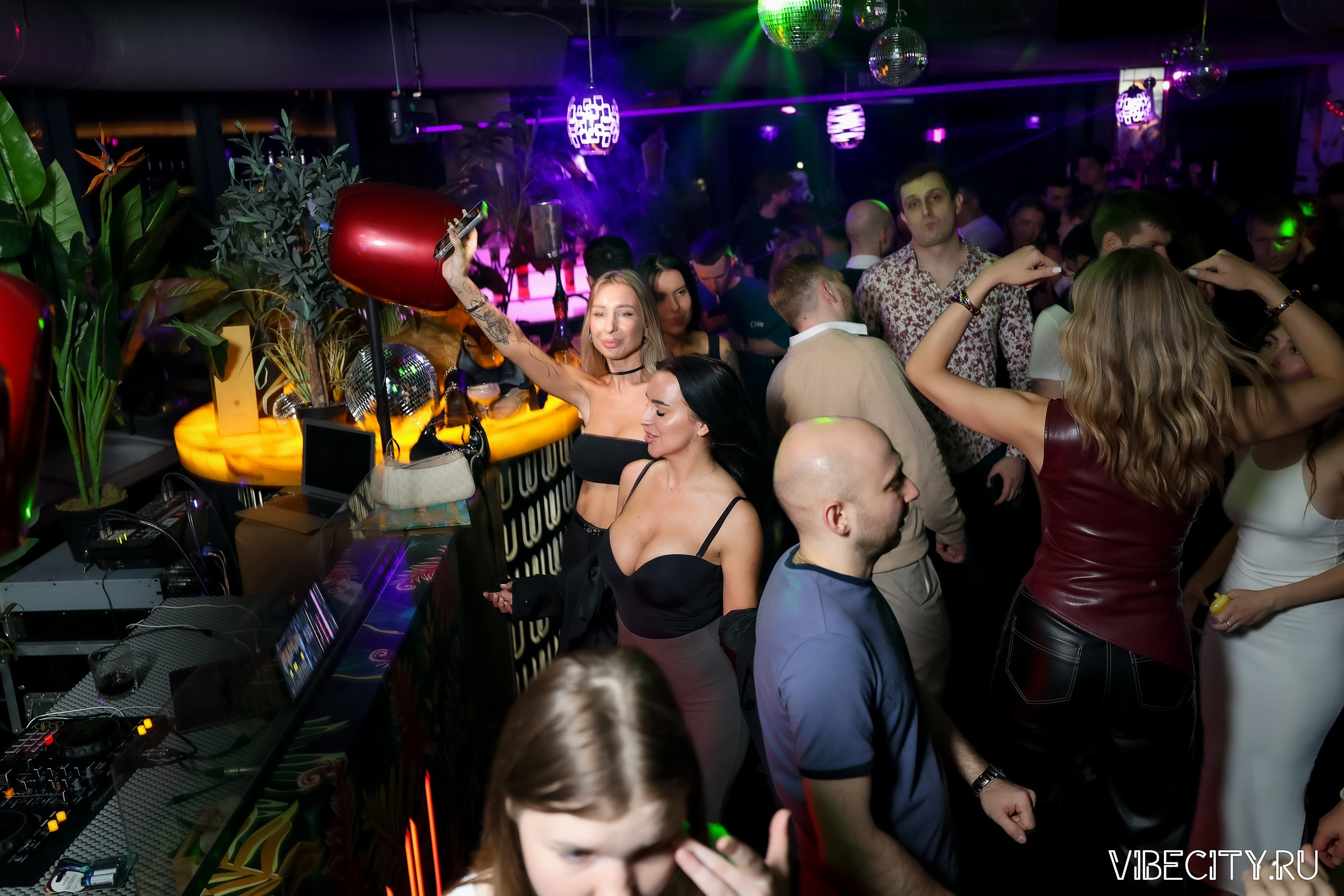 DOUBLE U. VIBECITY.RU Вайб Сити Ру Фоторепортажи Фотоотчеты Калининград