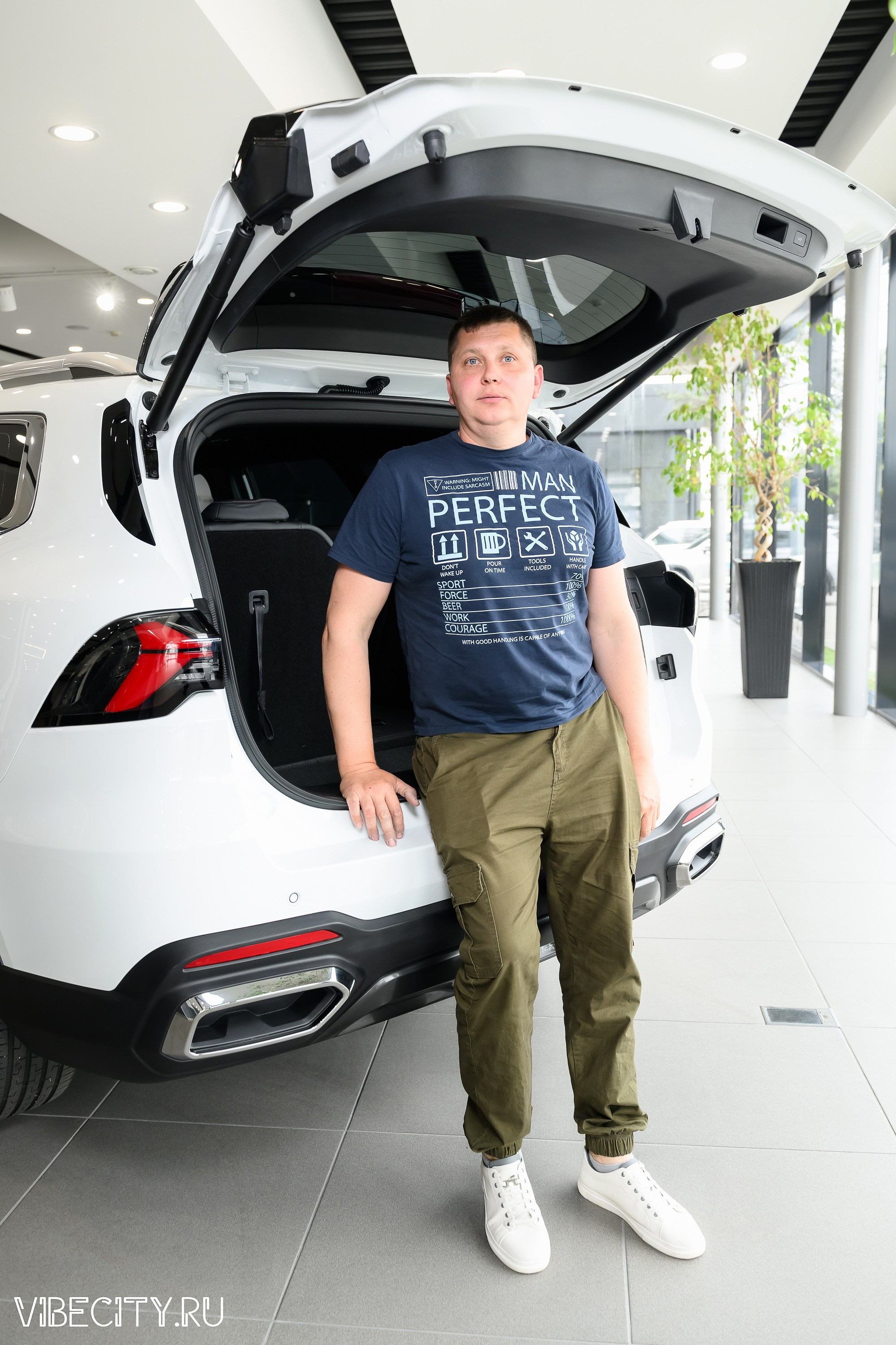 Презентация Geely Manjaro. VIBECITY.RU Вайб Сити Ру Фоторепортажи Фотоотчеты Калининград