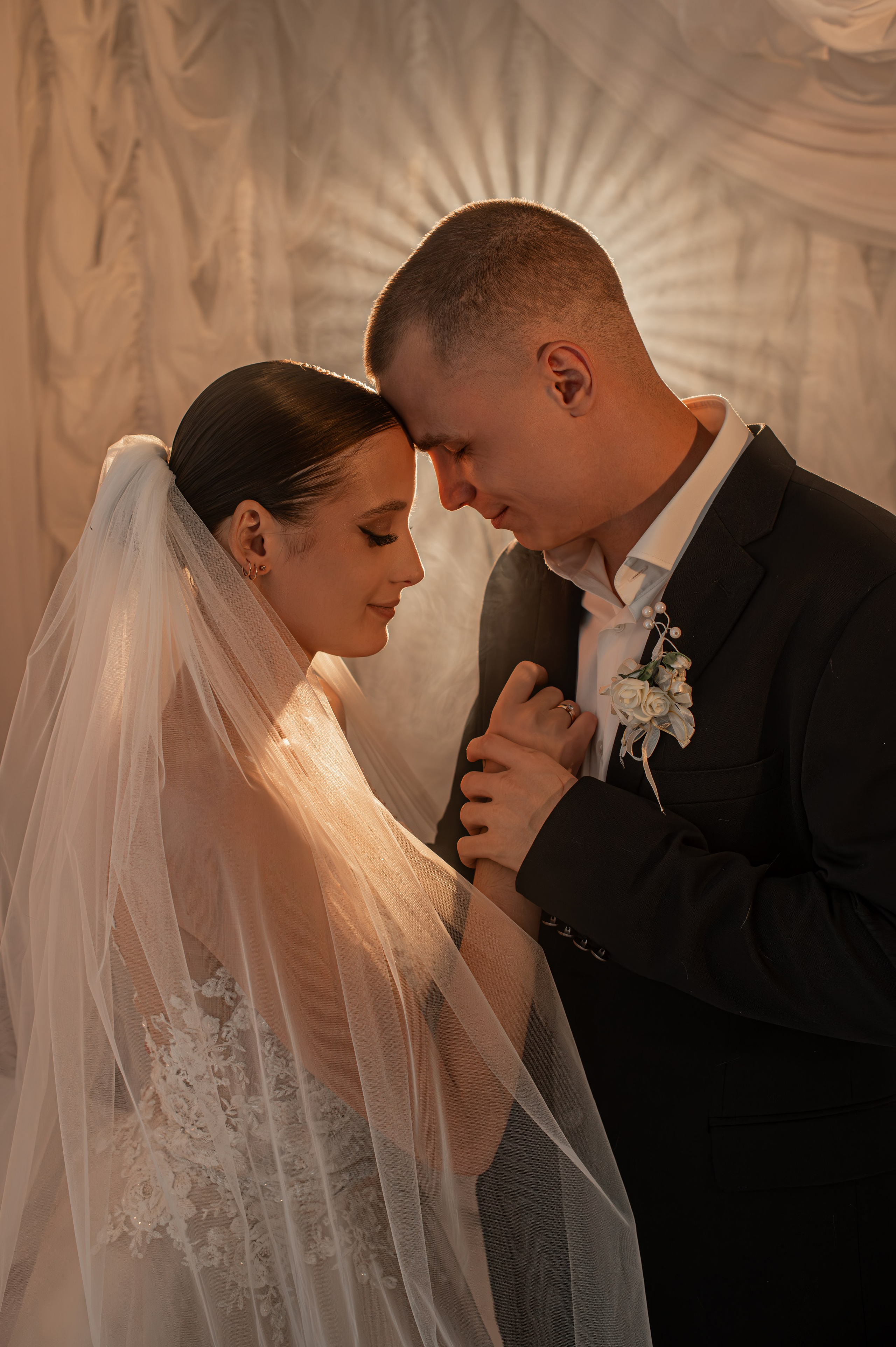 Съемка в студии, гостинице. Семейный и свадебный фотограф в Донецке Донская Анастасия