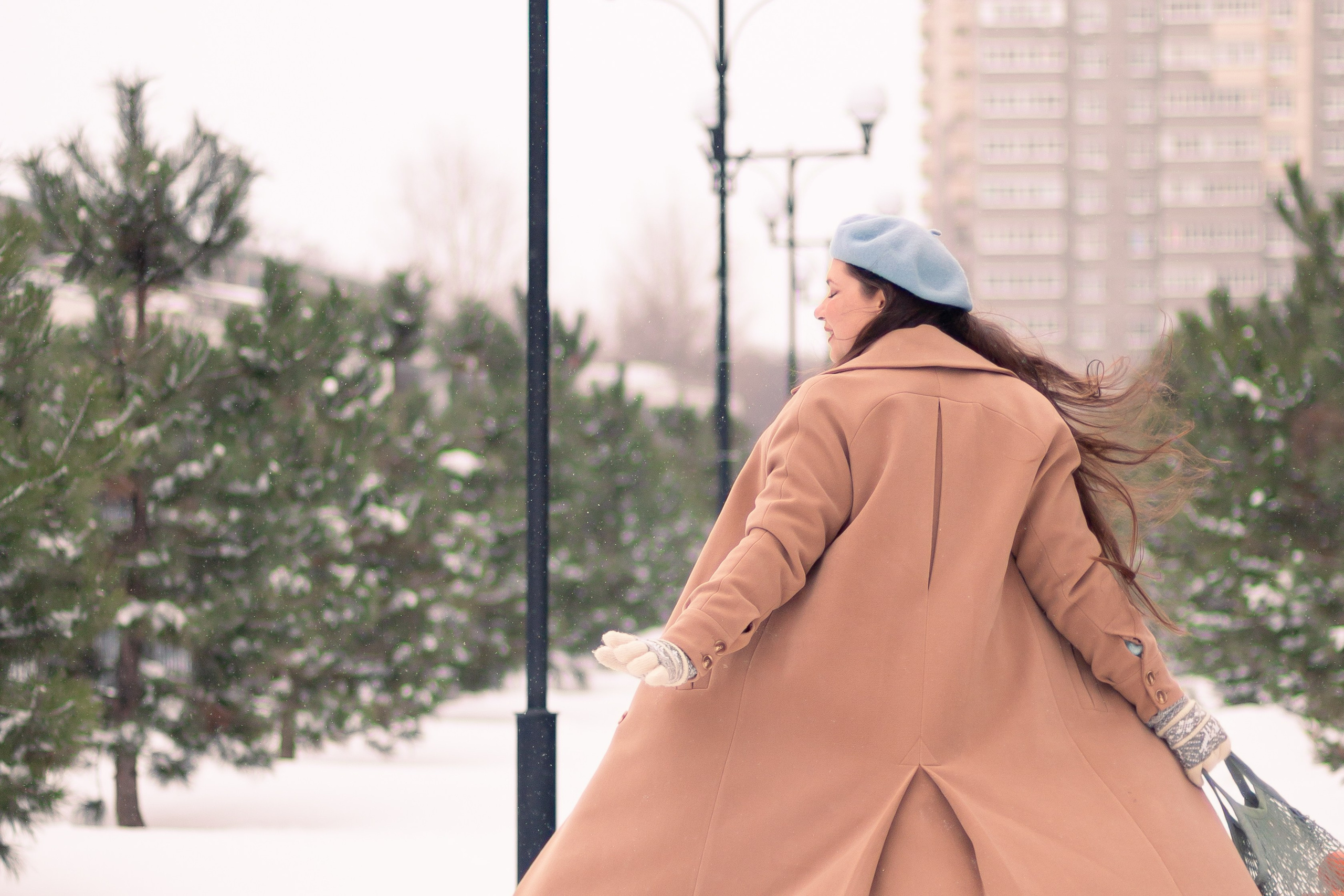 Настя. Снег, мороз и мандаринки. Анна Беликова — Семейный и портретный фотограф Ростов-на-Дону