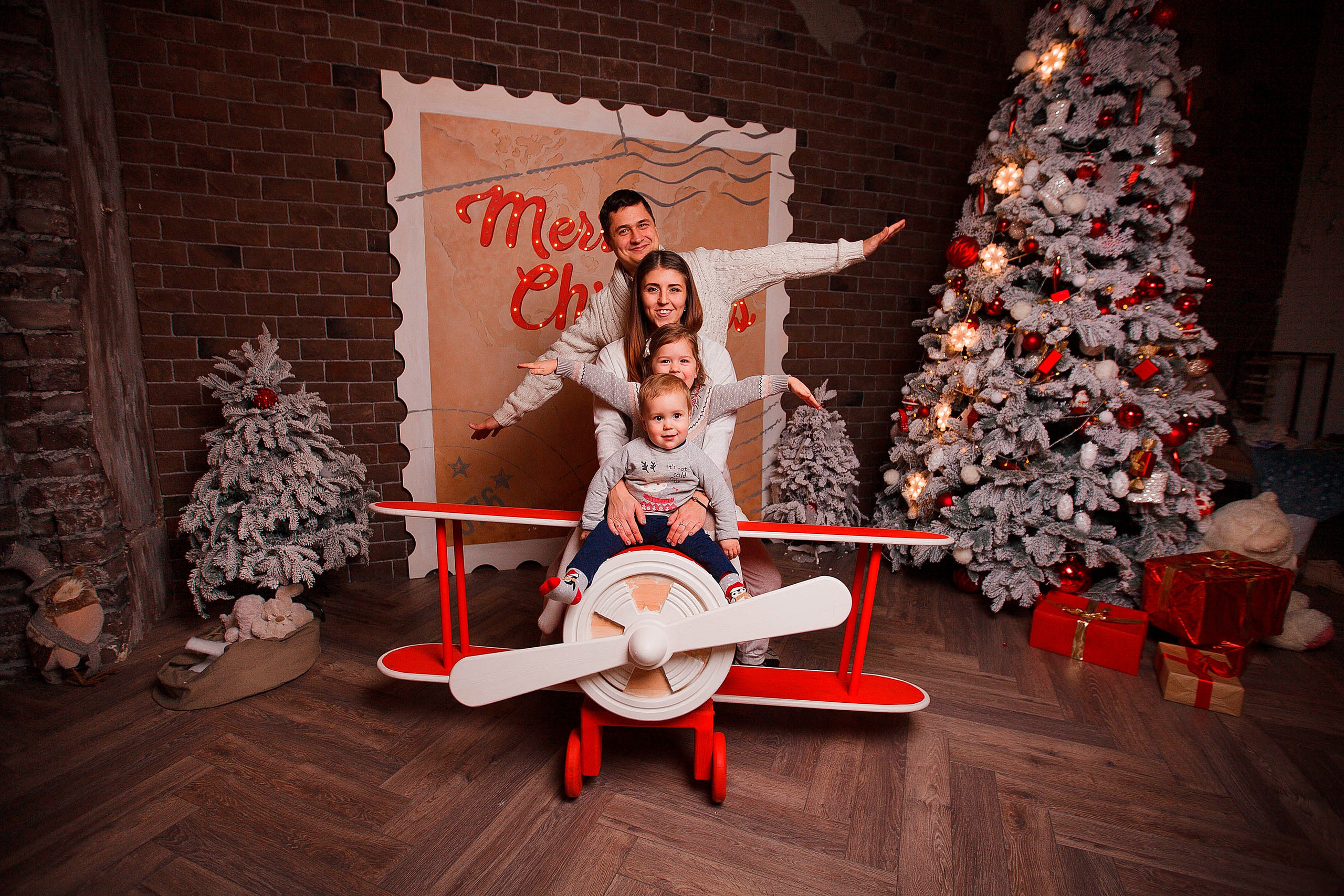 Фото студия «Фотоцех». Ваш репортажный фотограф Артемий Антонов