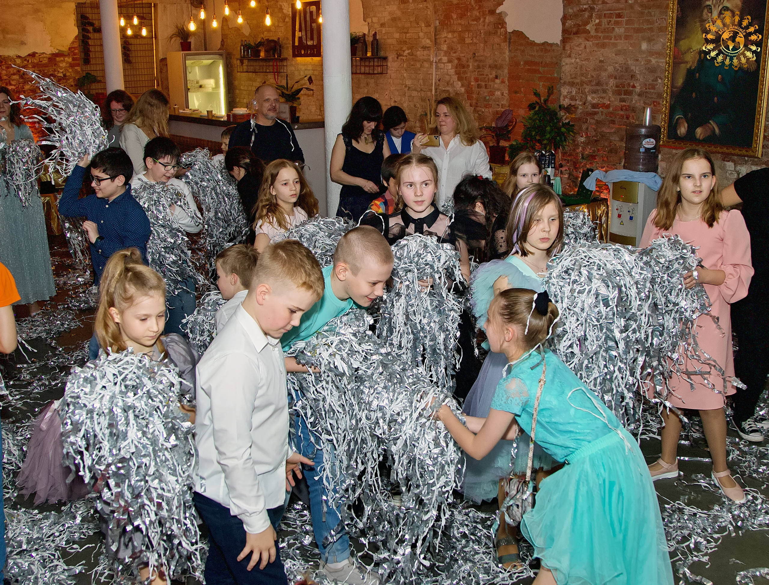 Выпускной 2023 (Школа 109, 4-й класс). Репортажная съемка в Москве и области. Анималистика