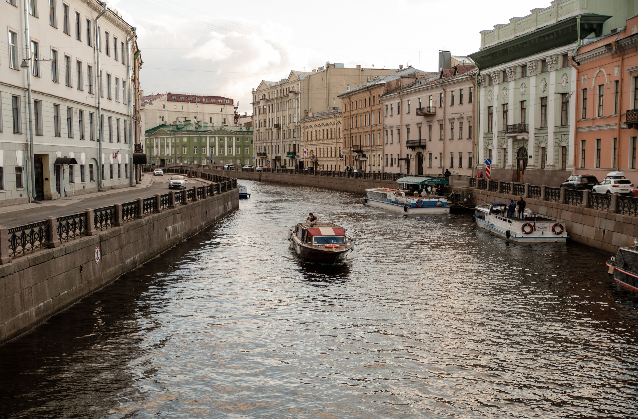 Саша и Настя Катер Питер Май. Свадебный фотограф Тюмень Анастасия Битная