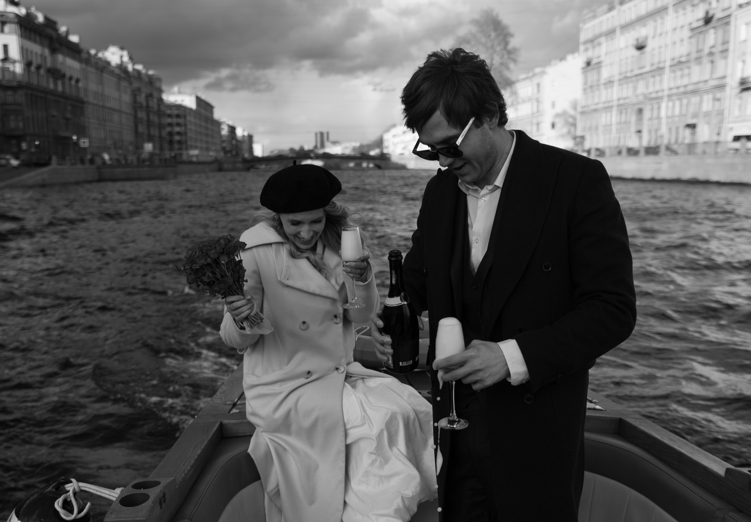 Саша и Настя Катер Питер Май. Свадебный фотограф Тюмень Анастасия Битная