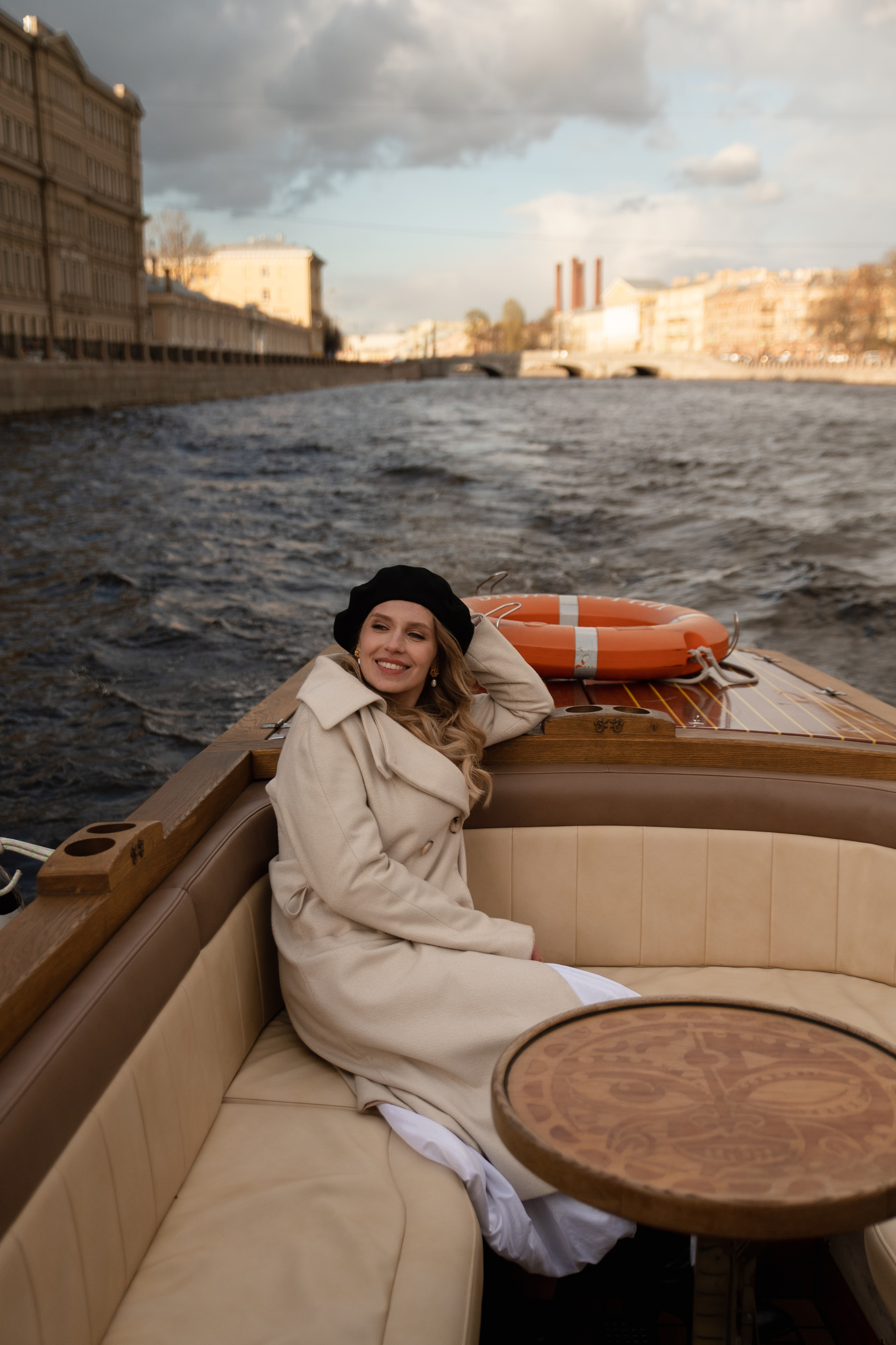 Саша и Настя Катер Питер Май. Свадебный фотограф Тюмень Анастасия Битная