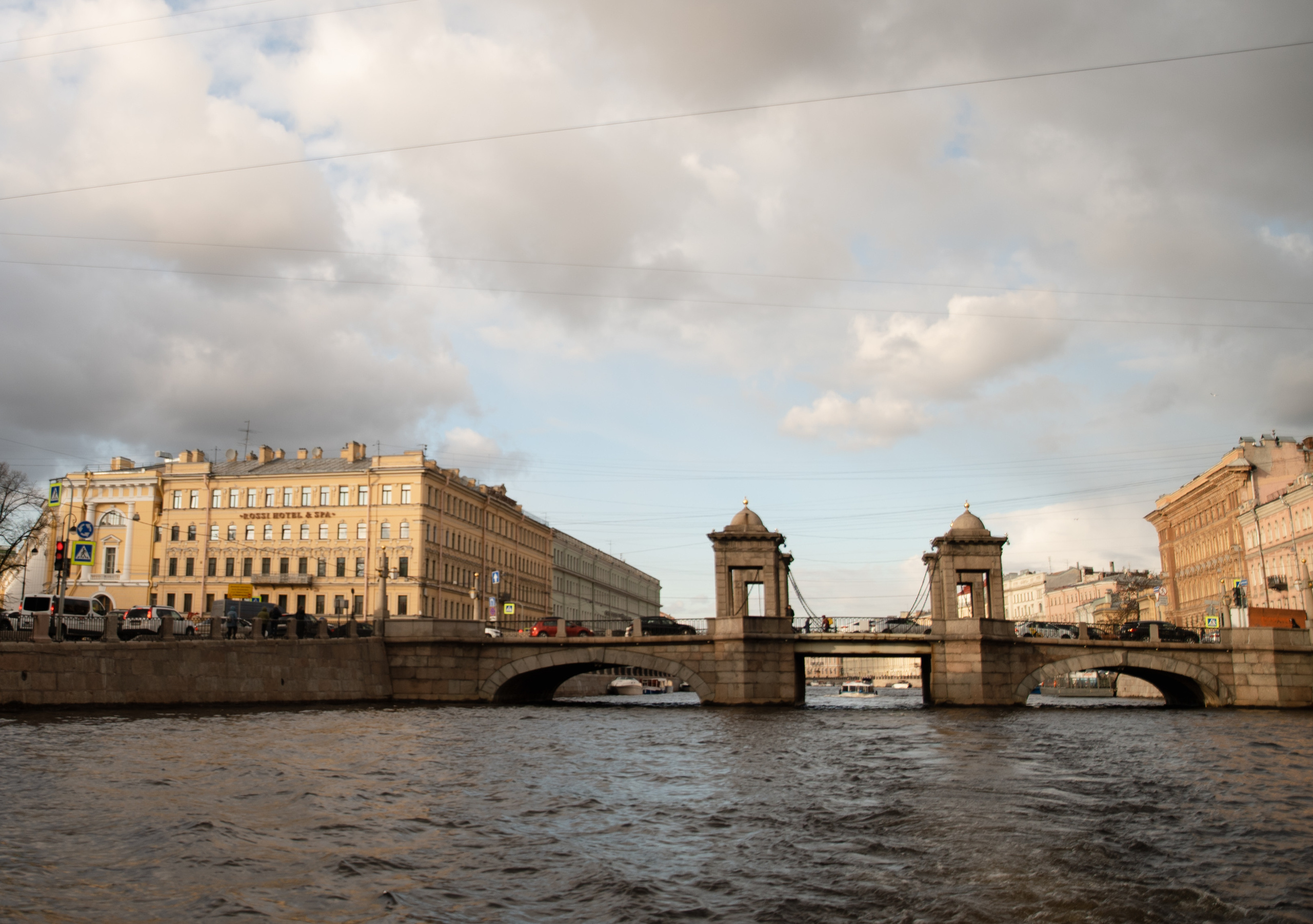Саша и Настя Катер Питер Май. Свадебный фотограф Тюмень Анастасия Битная