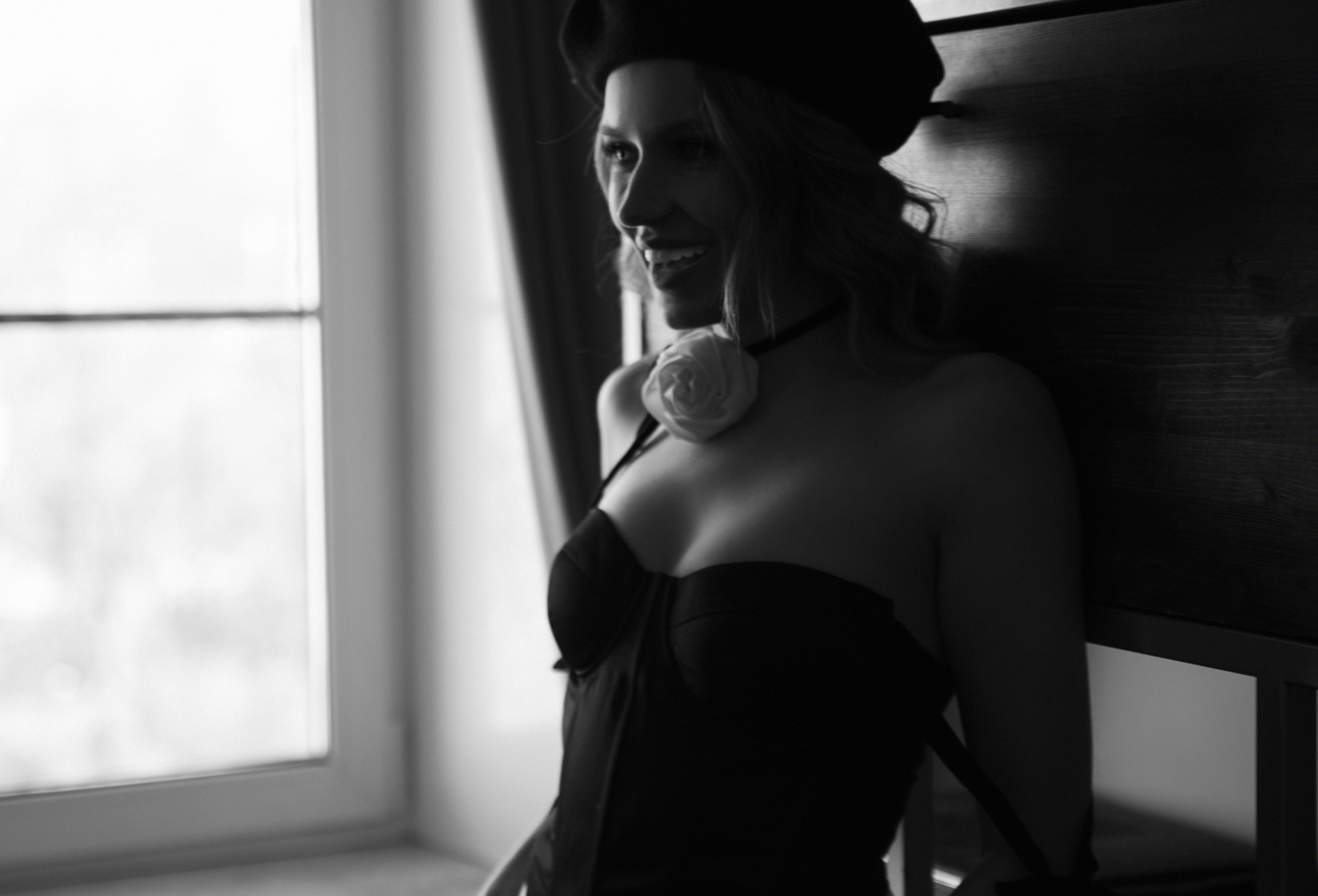 Утро в атмосферной квартире в Питере. Свадебный фотограф Тюмень Анастасия Битная