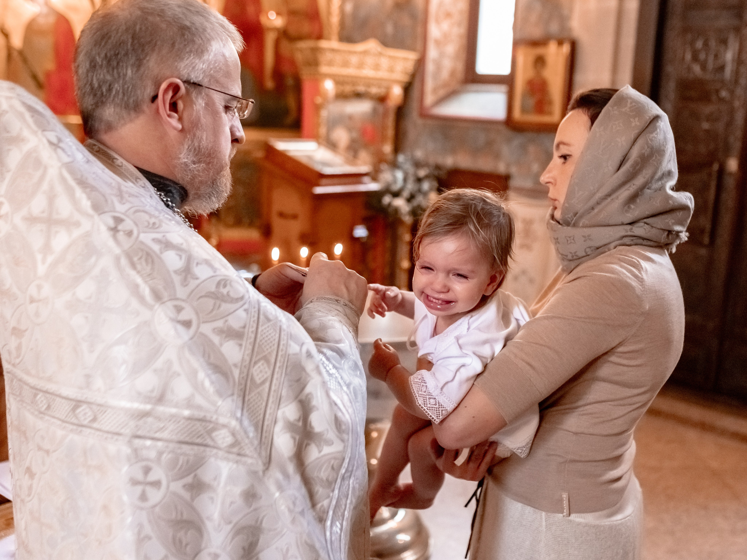 Крещение в Храме Сергия Радонежского на Рязанке. Профессиональный фотограф в Москве и Мо Мария Шантарёва