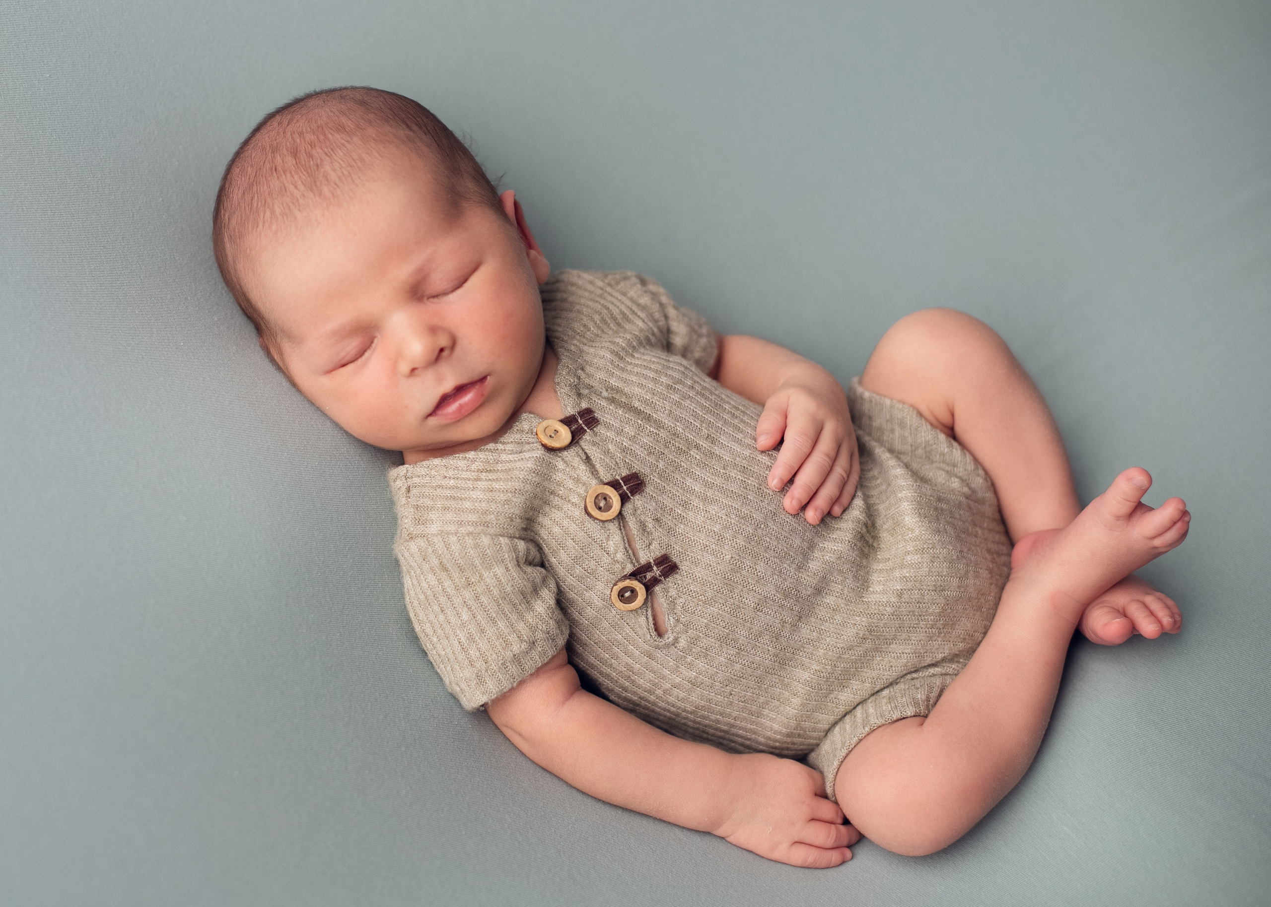 Владик. Фотограф новорожденных в г. Россошь Виктория Нечепуренко