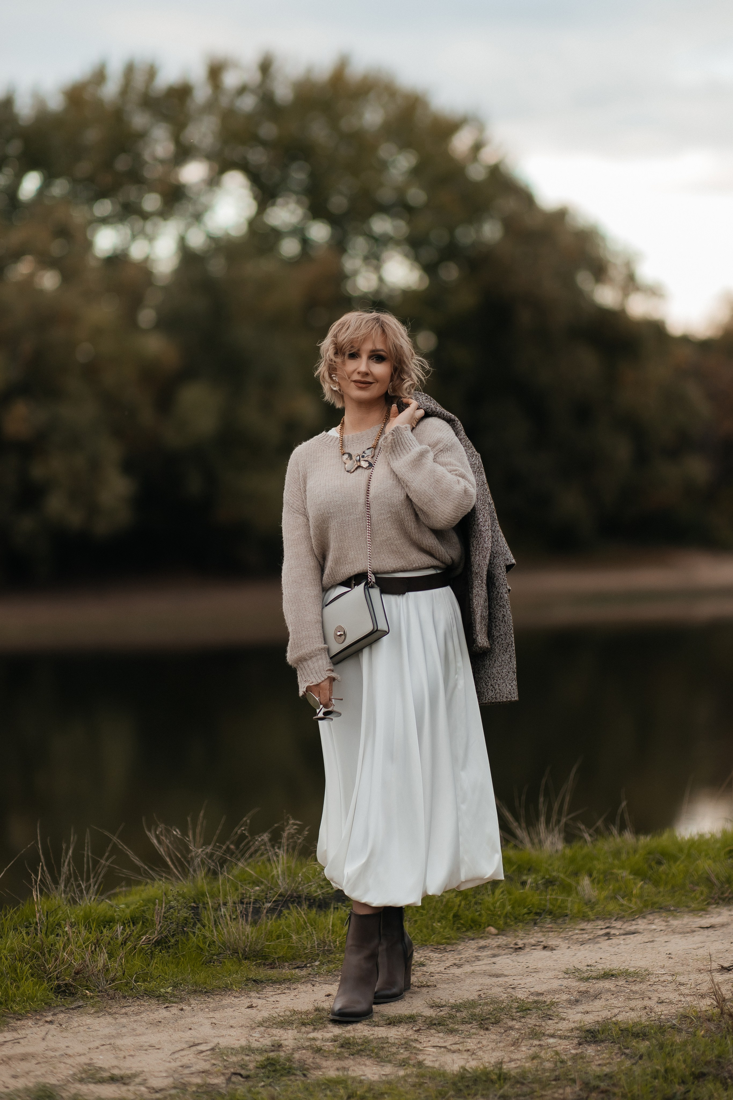 Маша и осень