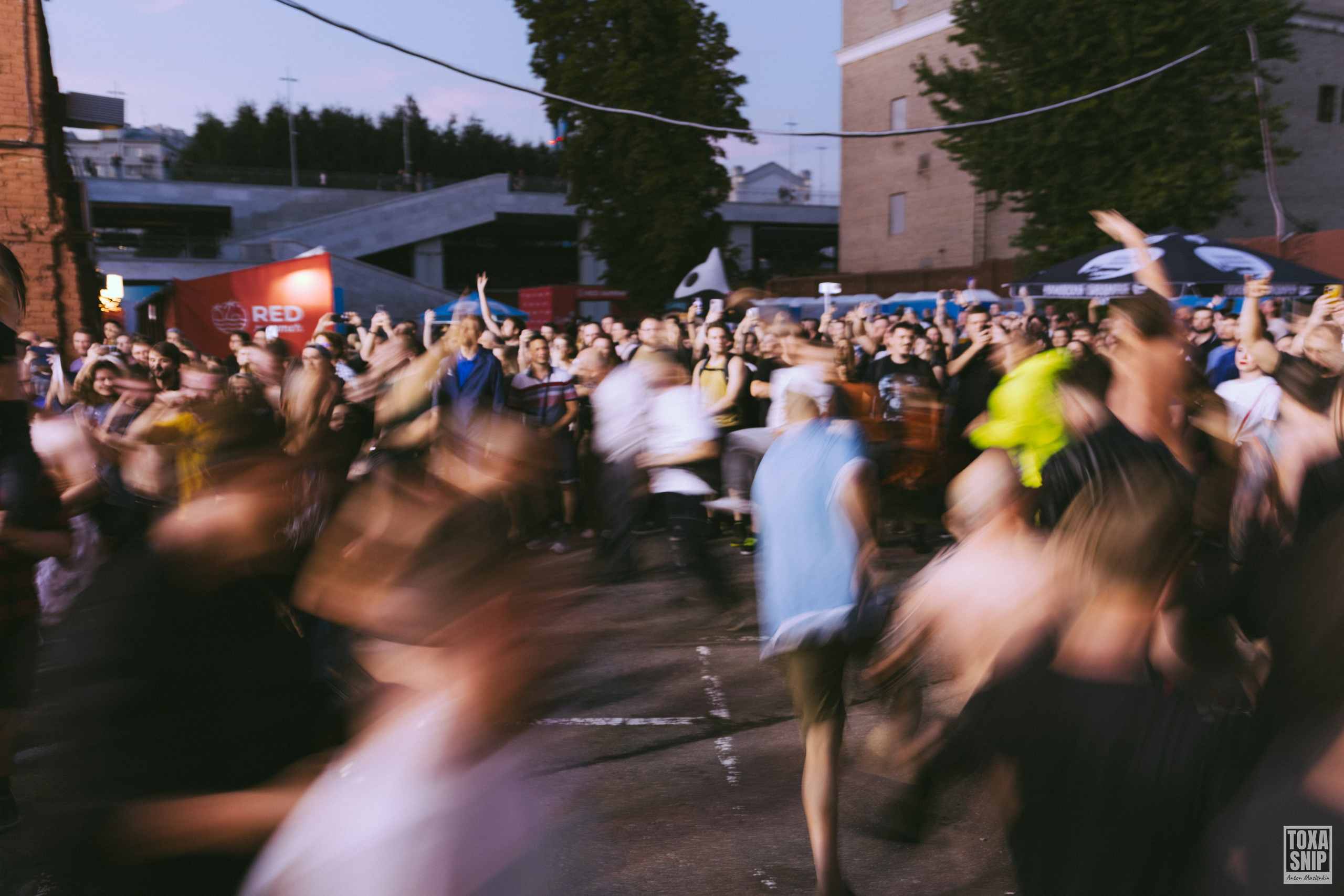 Концерт группы СЛОТ / ОЛДСКУЛЫ СВЕЛО в Москве. Toxasnip Photo | Anton Maslenkin