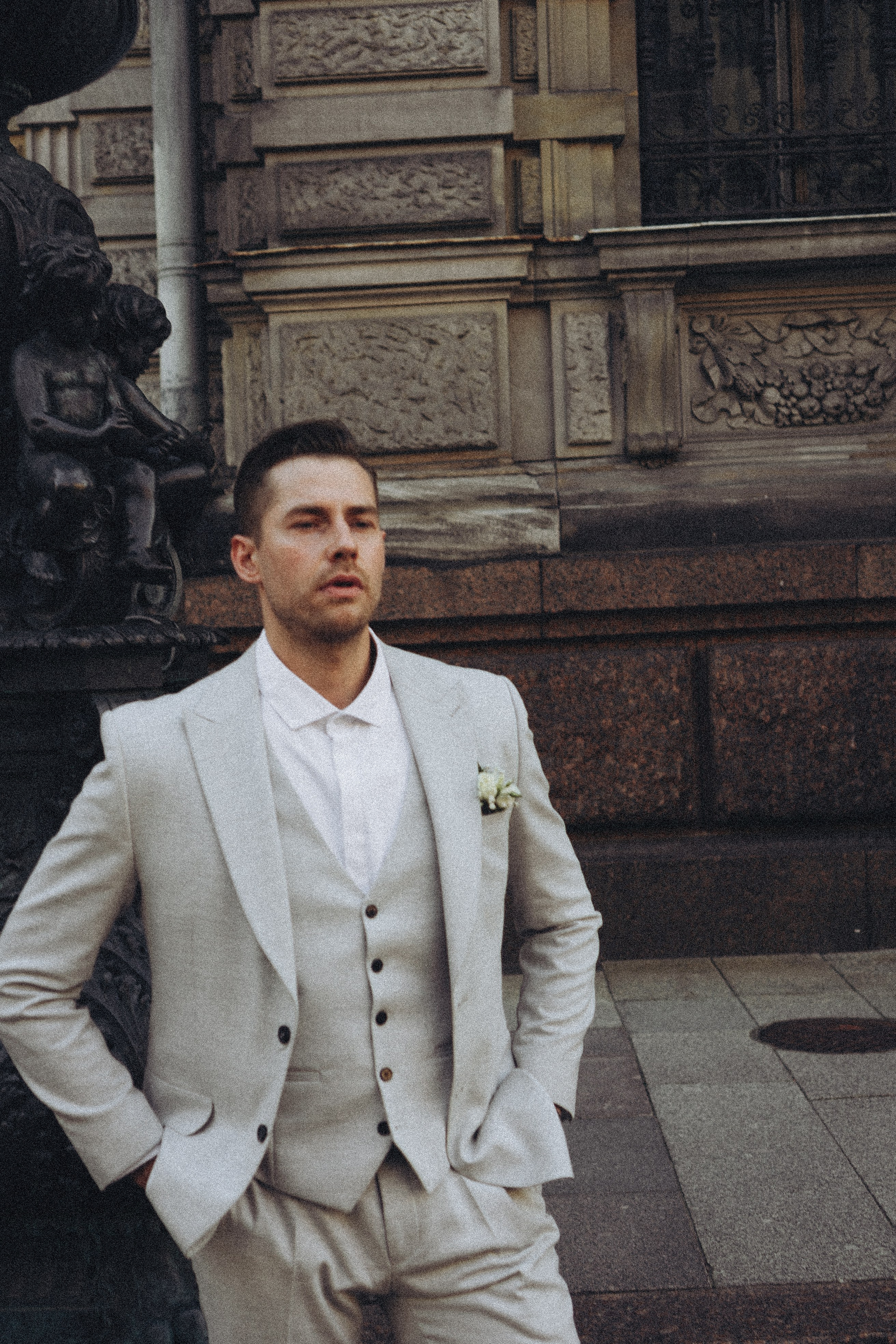 Свадебная сьемка у академии Штиглица. Профессиональный фотограф, Санкт-Петербург — Виктория Богомолова