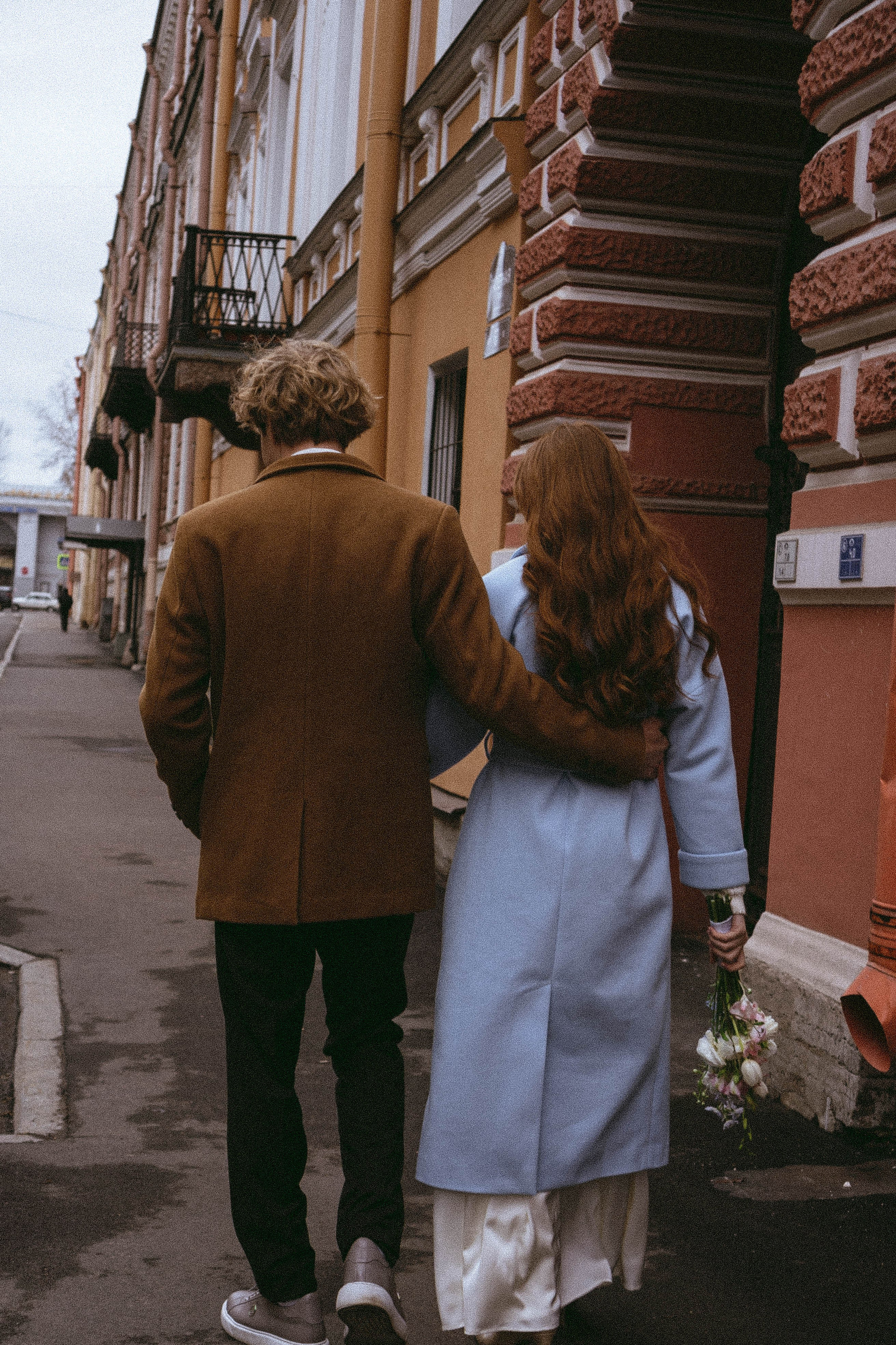 СВАДЕБНАЯ ПРОГУЛКА ПО ПЕТРОГРАДКЕ ВЕСНОЙ (ФОТОСЕССИИЯ ПАРЫ СВАДЕБНАЯ). Профессиональный фотограф, Санкт-Петербург — Виктория Богомолова