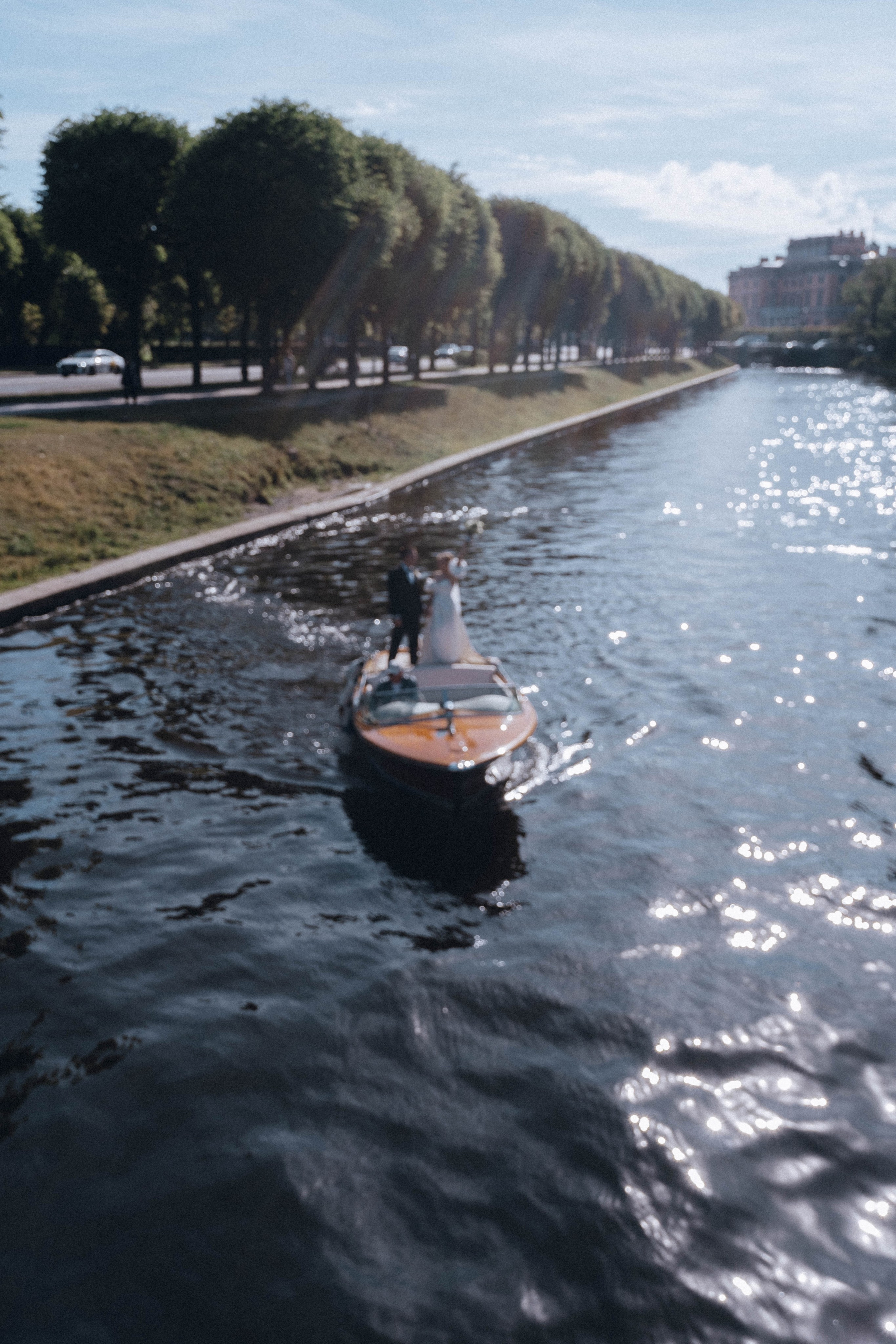 СВАДЕНБНАЯ СЬЕМКА НА КАТЕРЕ ПО КАНАЛАМ САНКТ-ПЕТЕРБУРГА И В АКВАТОРИИ НЕВЫ. Профессиональный фотограф, Санкт-Петербург — Виктория Богомолова