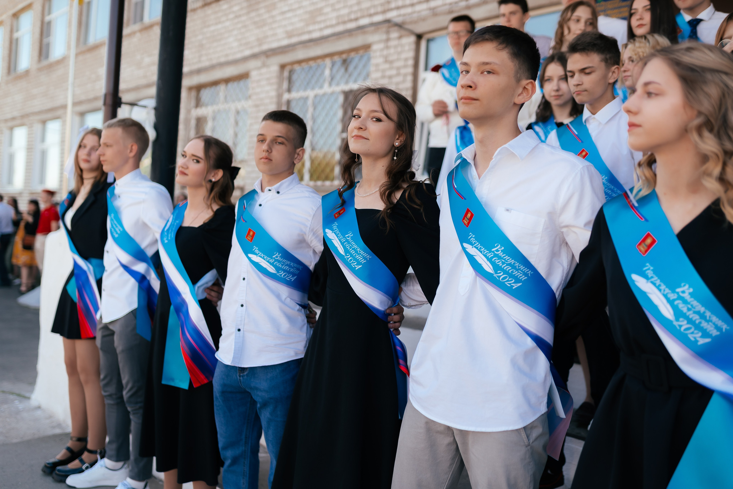 Последний звонок. Фотограф Торопец Кристина Абрамова Kanwellia photography