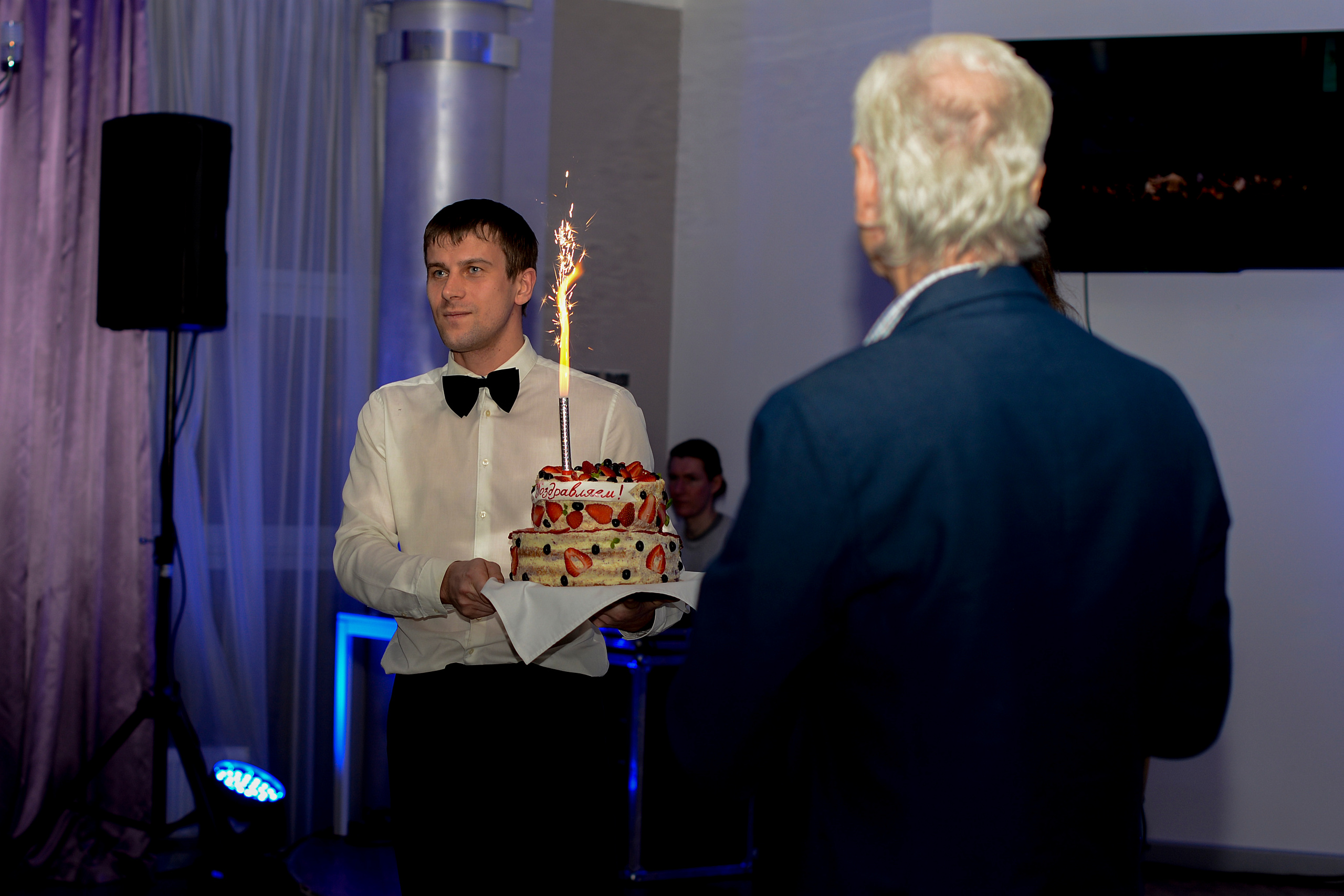 Вынос торта