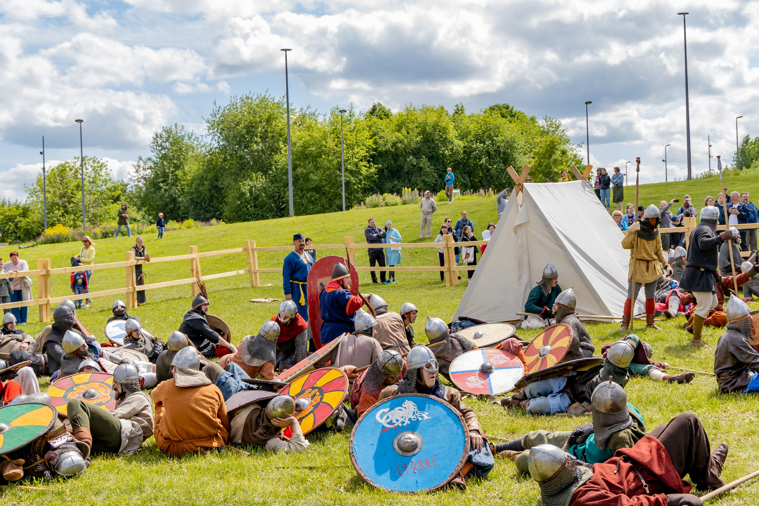 Времена и эпохи 2023 парк Лужкова. Репортажный, семейный и студийный фотограф в Москве Демин Алексей