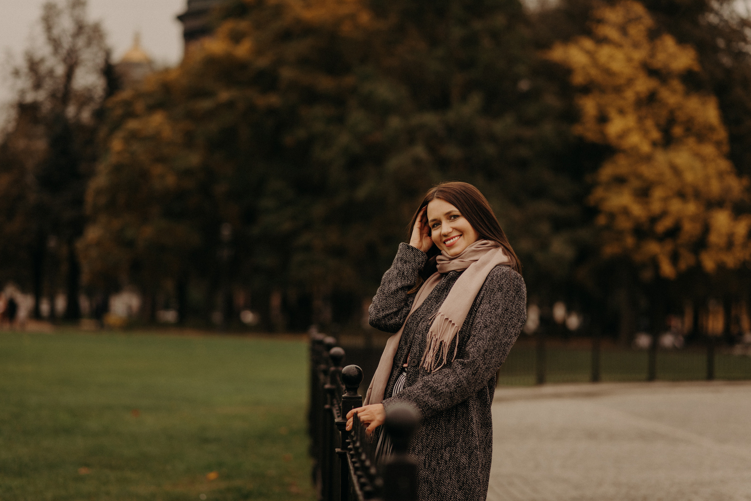 осенняя фотосессия в центре Санкт-Петербурга, индивидуальная фотосессия для девушки, фотопрогулка по Питеру, женская фотосессия, фотосессия для инстаграма, фотосессия для блога