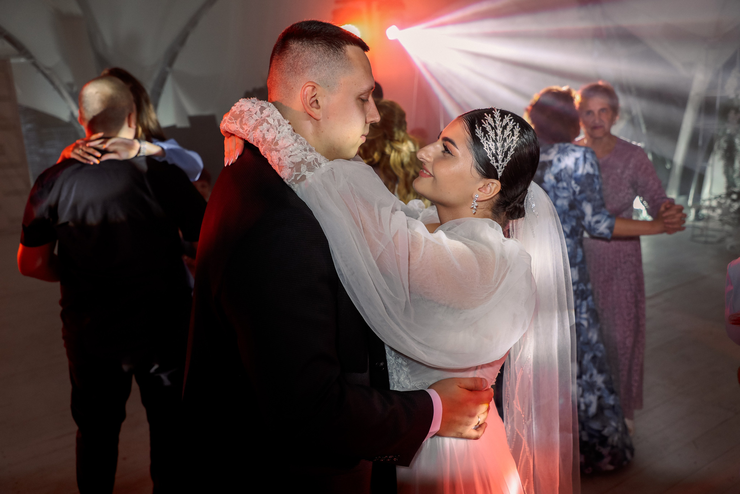 Данила и Ирина БАНКЕТ. Свадебный фотограф в Москве Анна Гусева