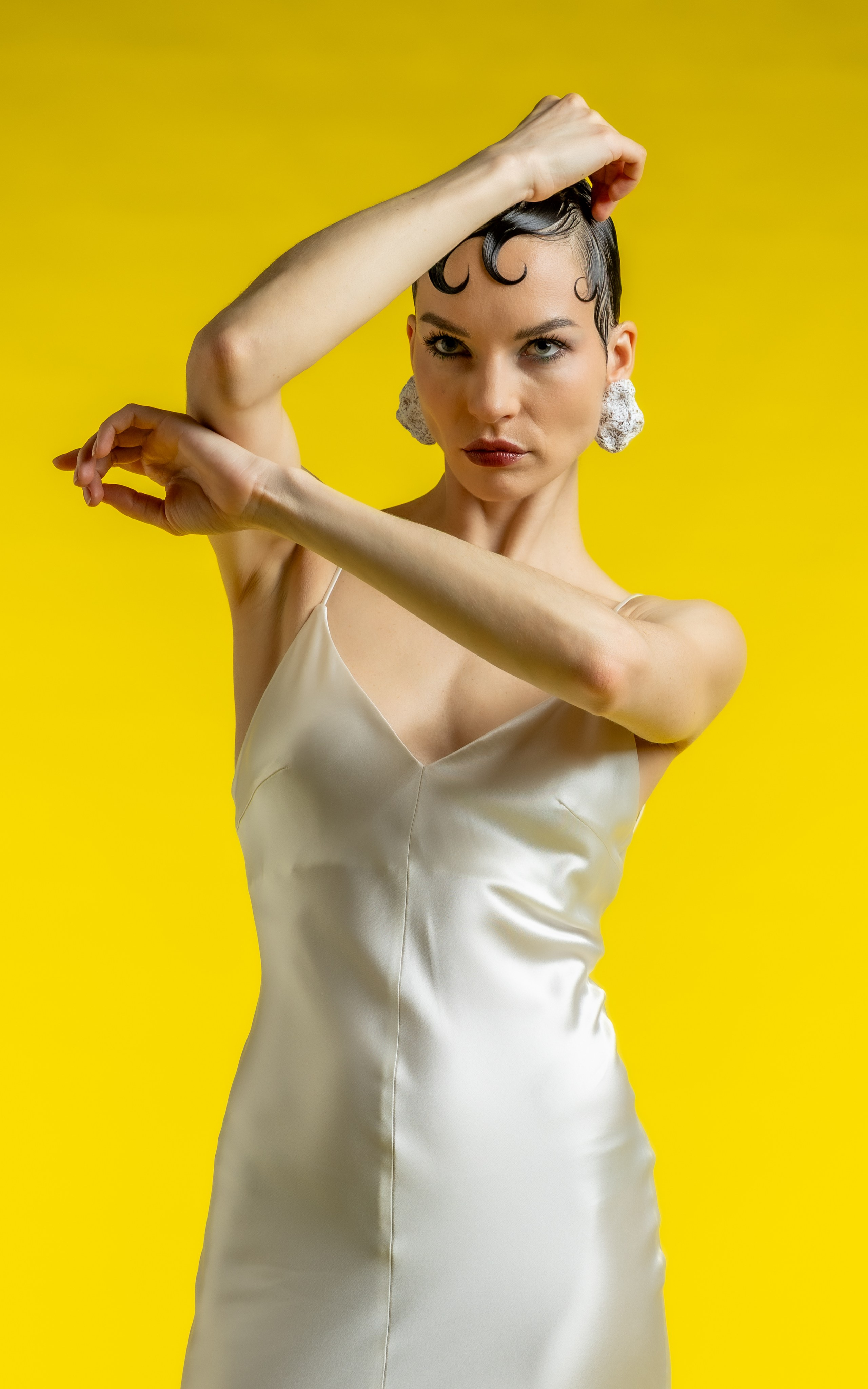 Позинг в действии. Студия фото, видеографии и мультимедийного дизайна в Москве Multi Frame Studio