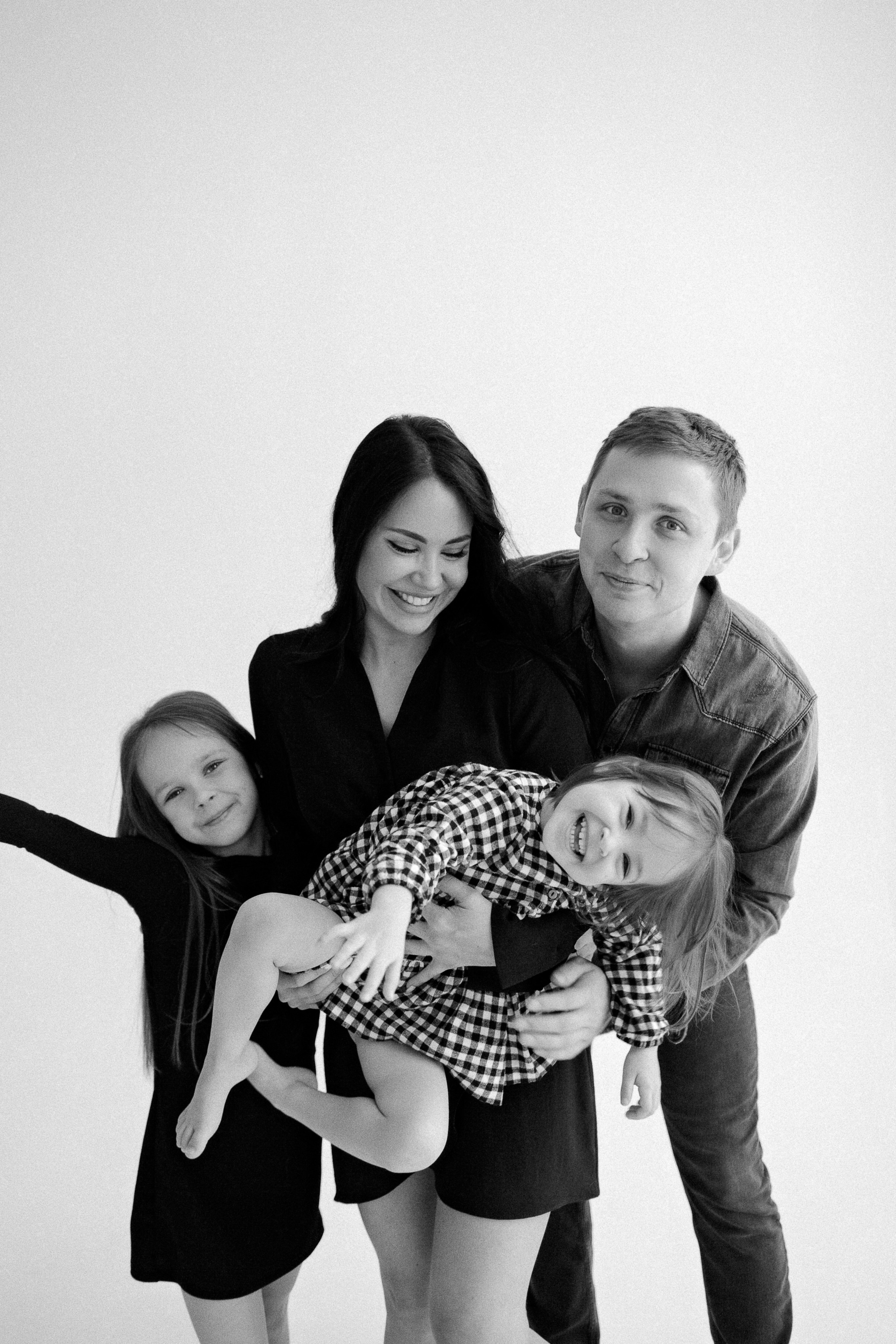 Лена, Леша, Влада и Николь