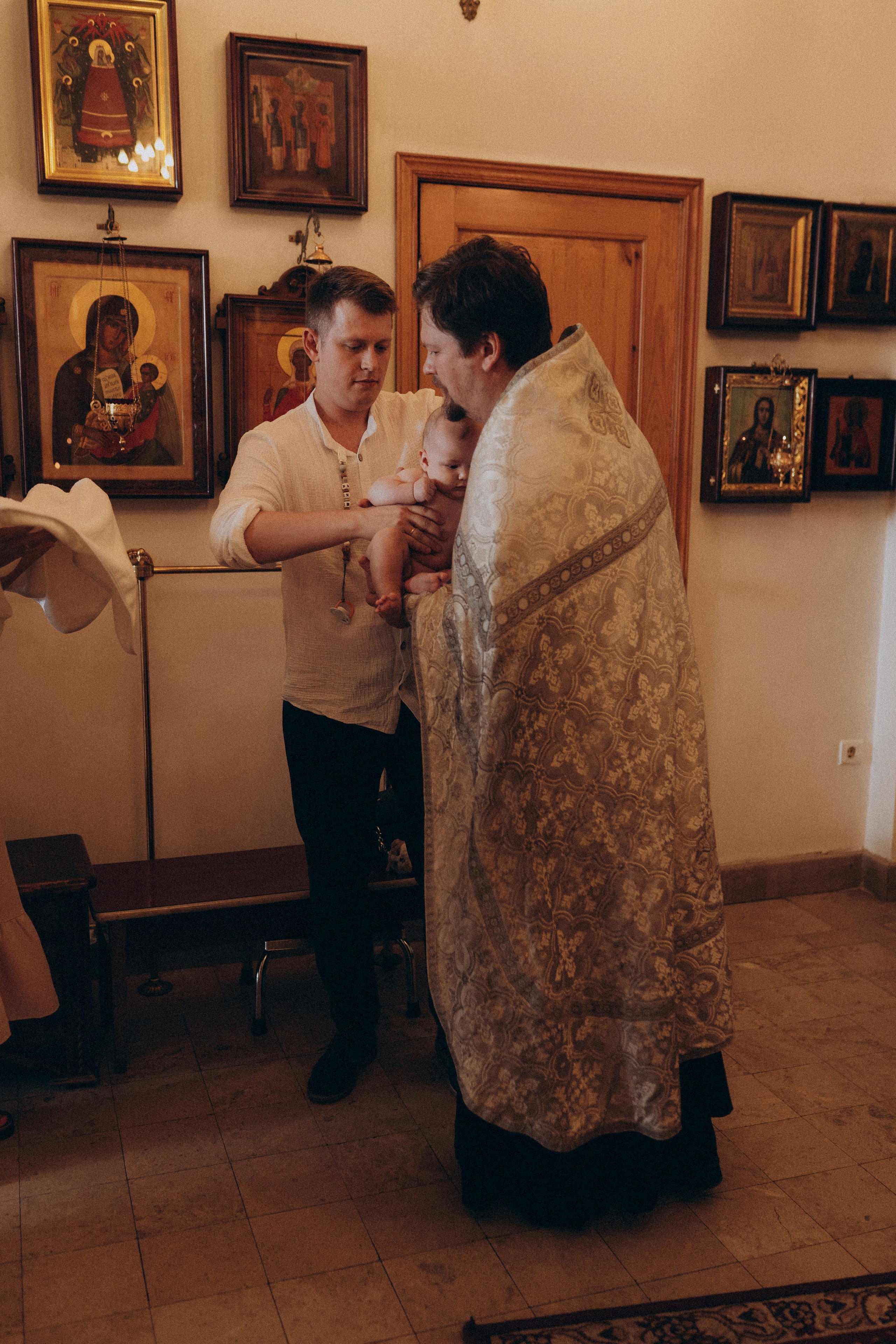 Крещение Димы. Фотограф Торопец Кристина Абрамова Kanwellia photography