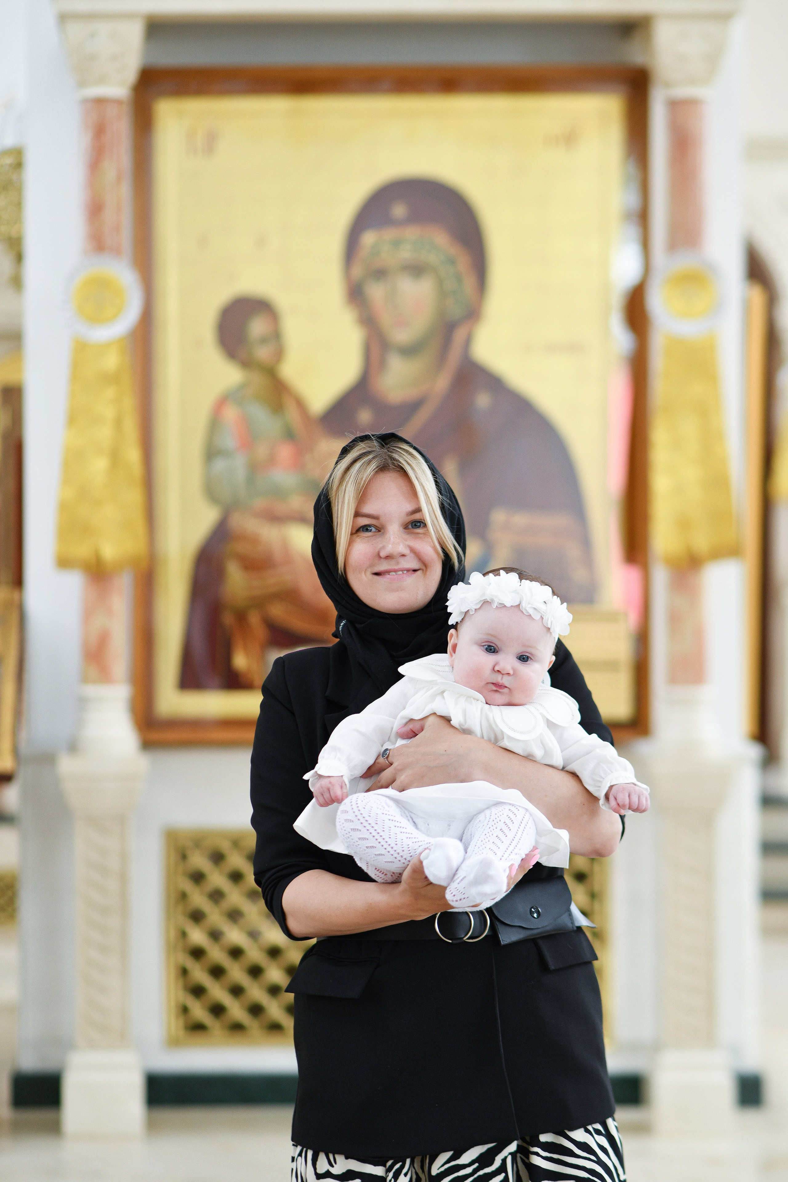 Крещение Александры. Храм Николая Чудотворца в Отрадном. Фотограф Крещения и Венчания в Москве и МО