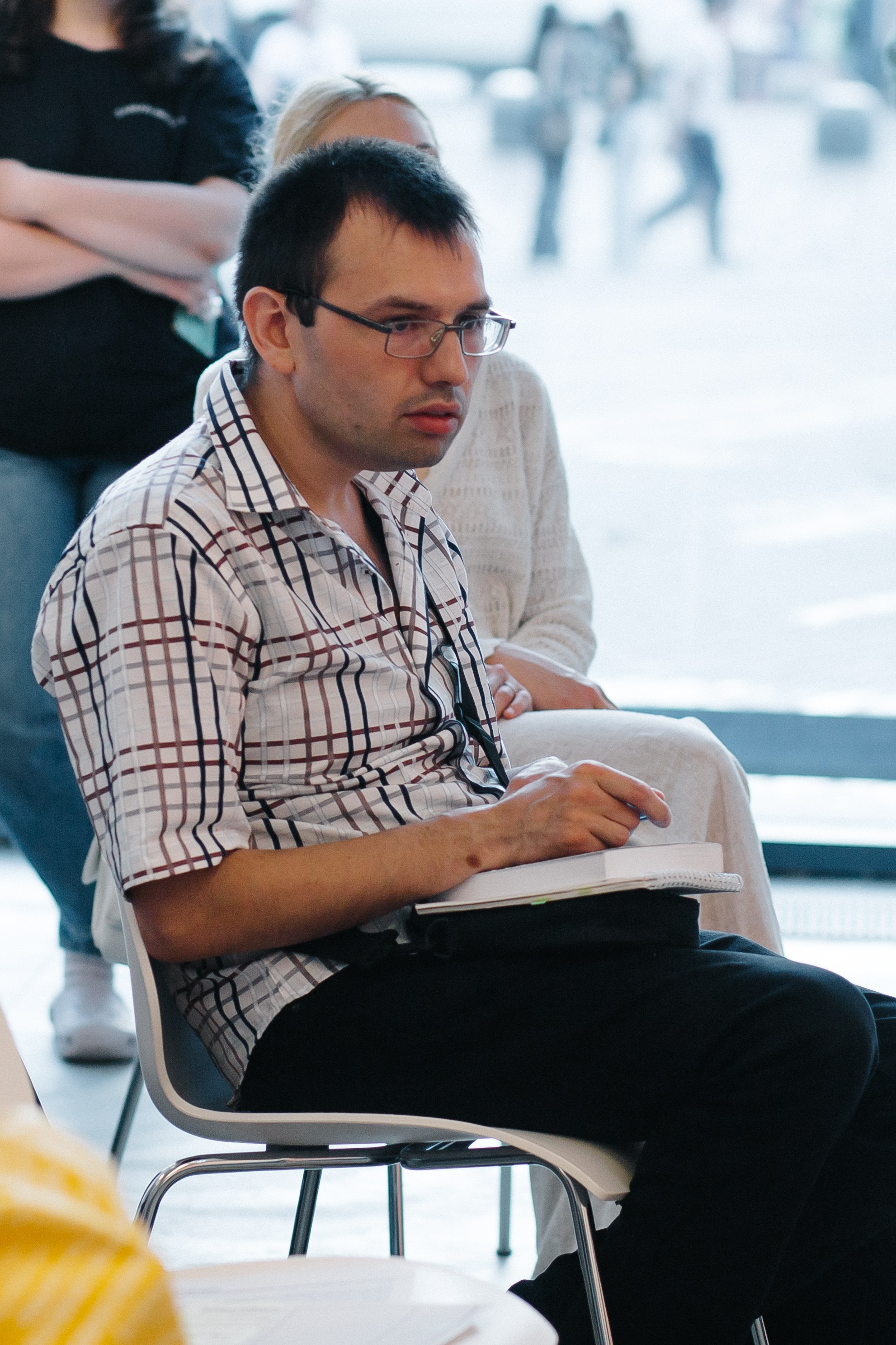 07.06.2024 Презентация книги «Балконы: почему они у нас такие?». Книжный клуб