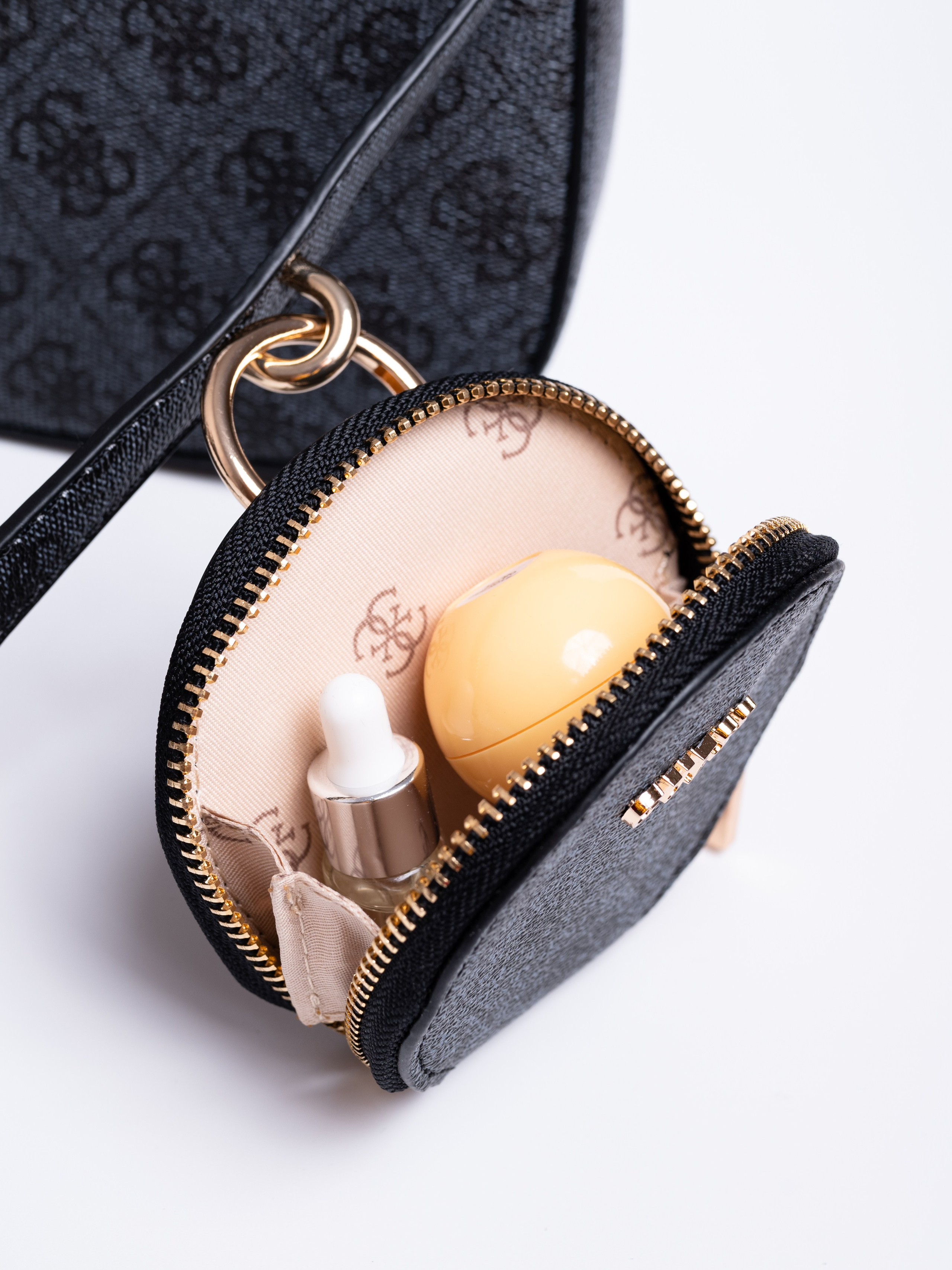 Сумки. Предметный фотограф, фото для маркетплейсов Пятигорск, КМВ