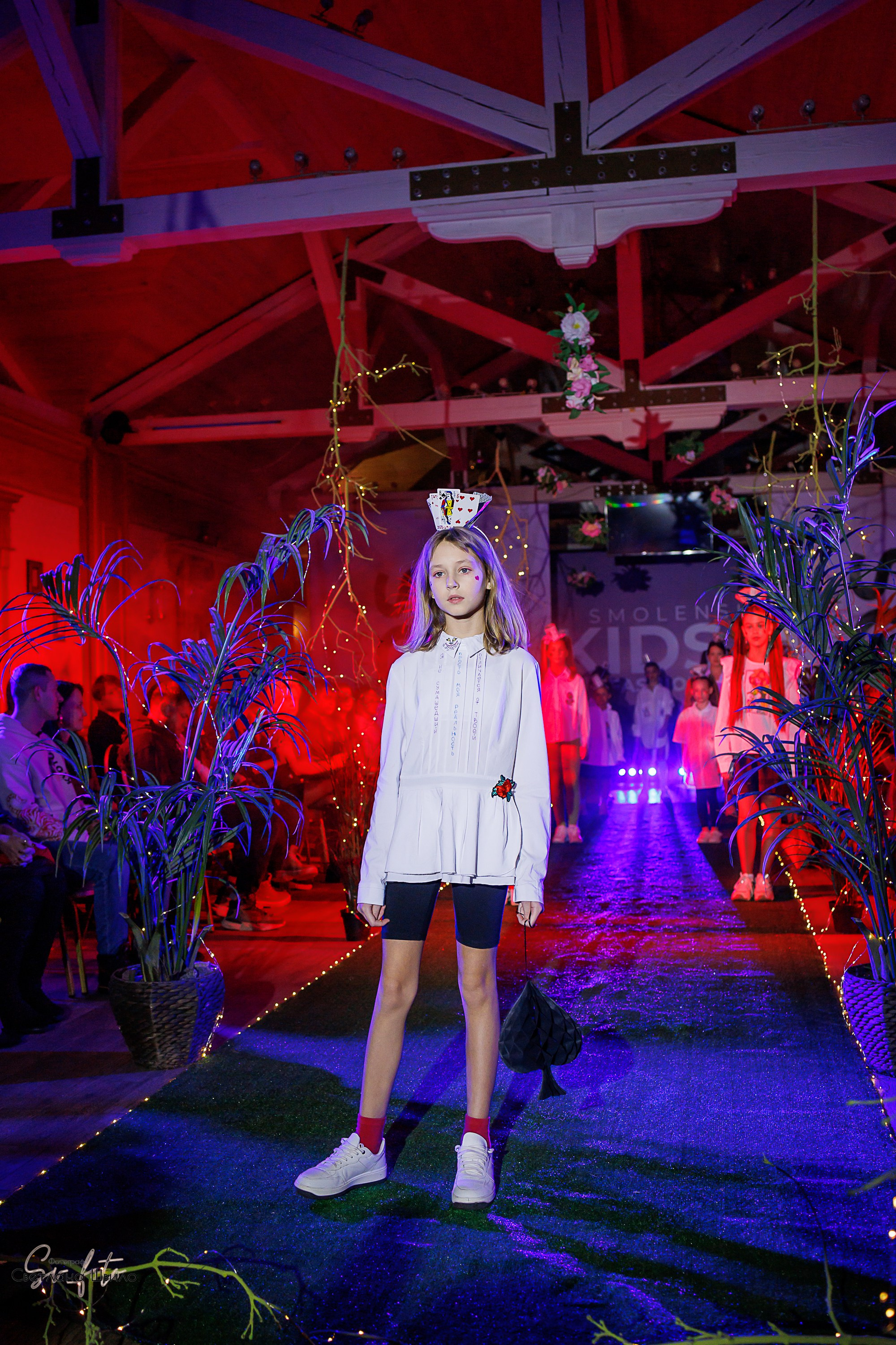 Smolensk Fashion Week_показы_ДЕНЬ 3_ФИНАЛ_Алиса в стране чудес. Главная