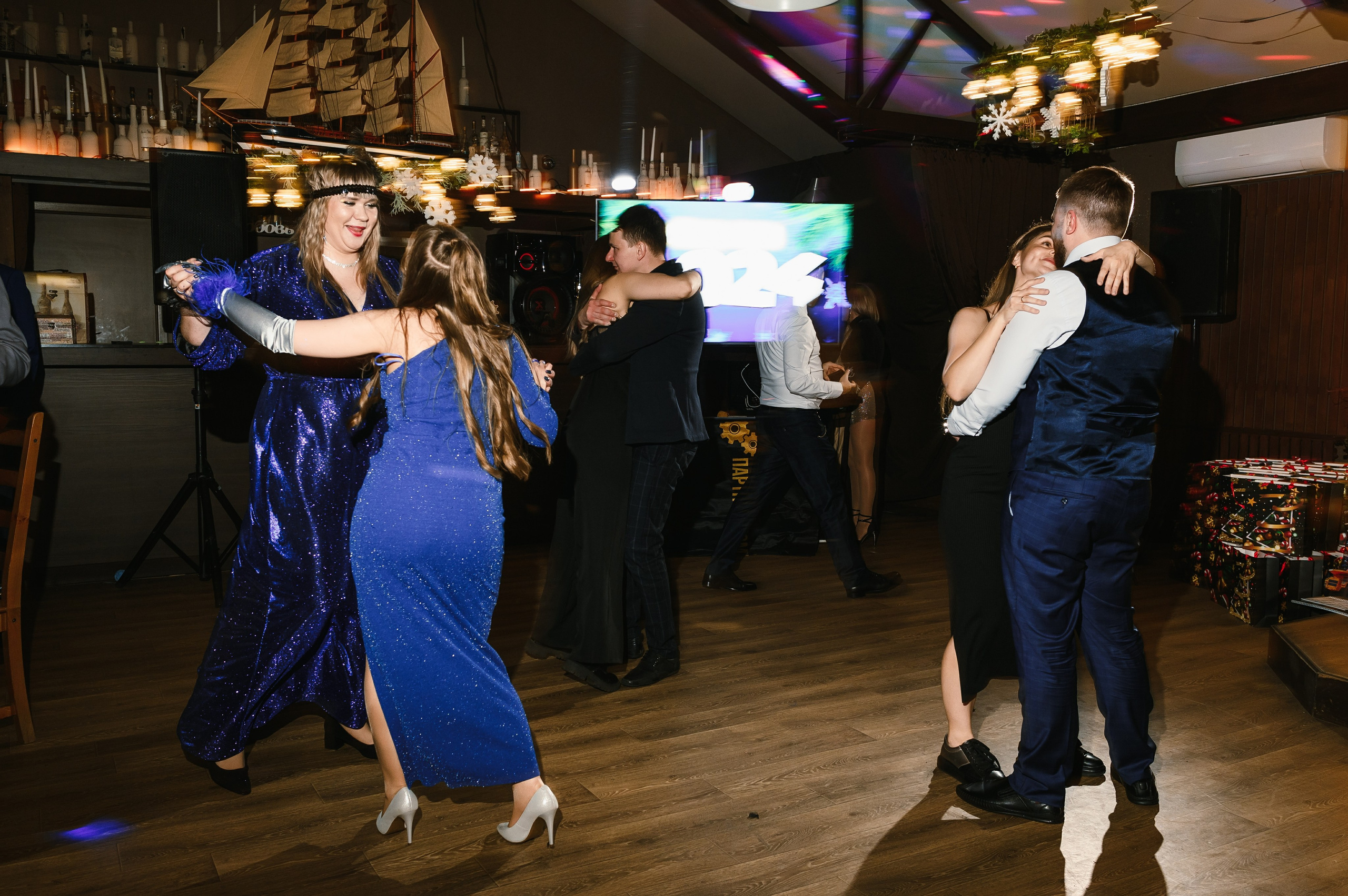 Новогодний корпоратив в «Алых парусах». Wedding and family photographer USA