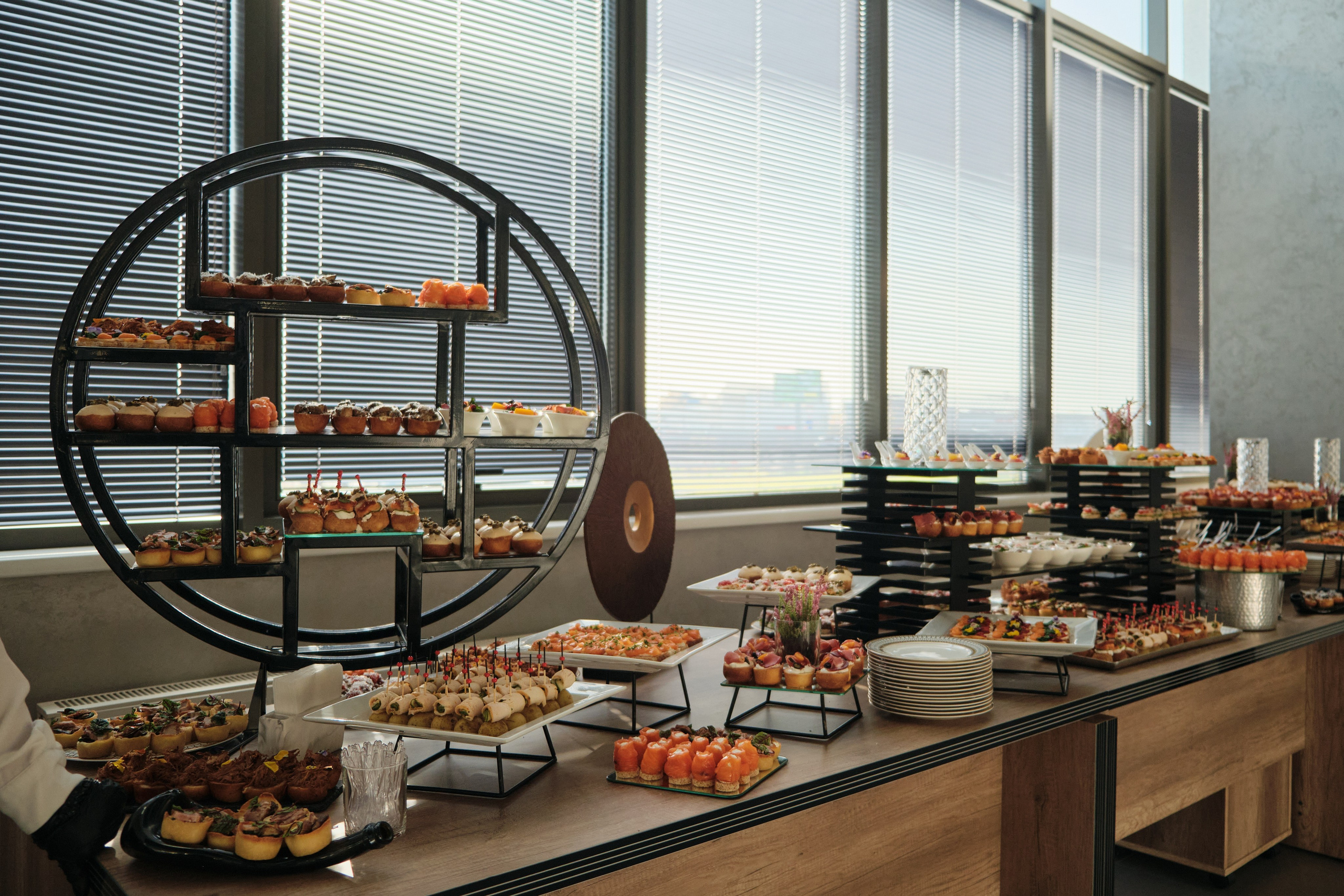 Открытие салона 100 градусов. Антон Ив