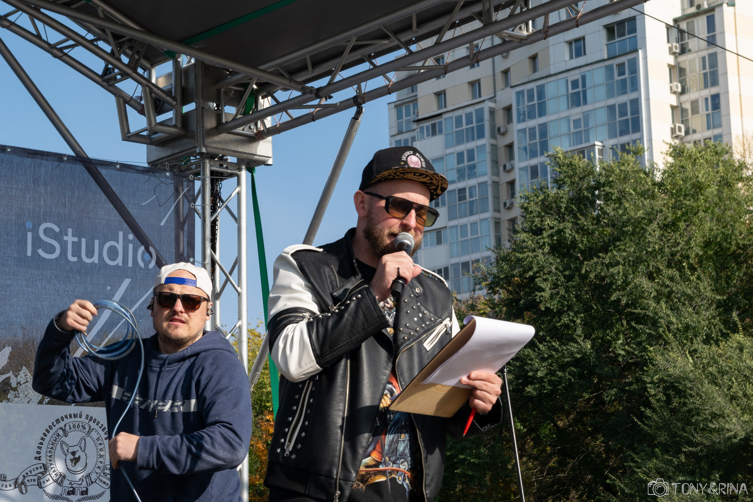 Рок в защиту животных 2023 Хабаровск - Антон Курдюмов фотограф в Хабаровске Рина Курдюмова фото27 foto27 Антон Дорофеев Тони и Рина фотосоздатели Хабаровск