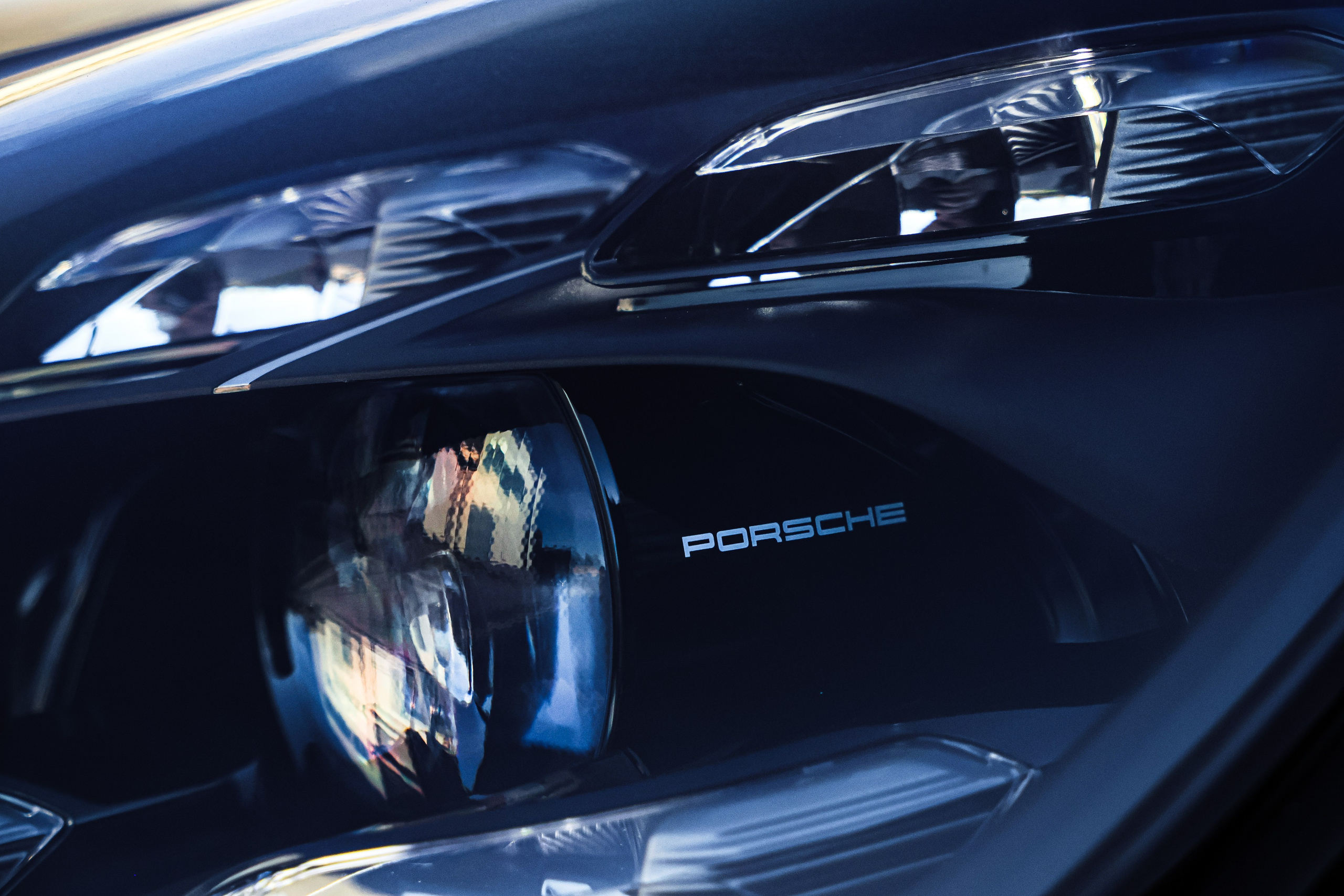 Porsche Cayenne Turbo. Photo-nk