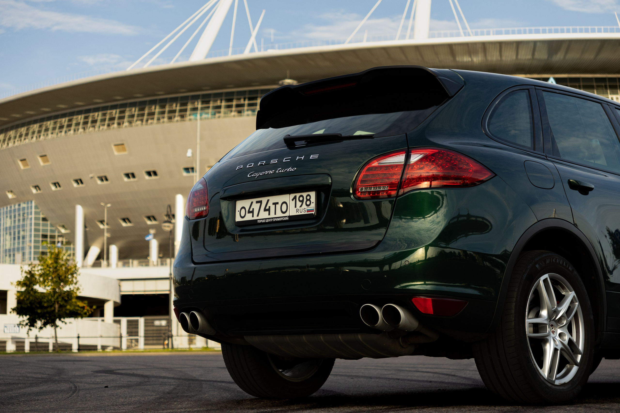 Porsche Cayenne. Photo-nk