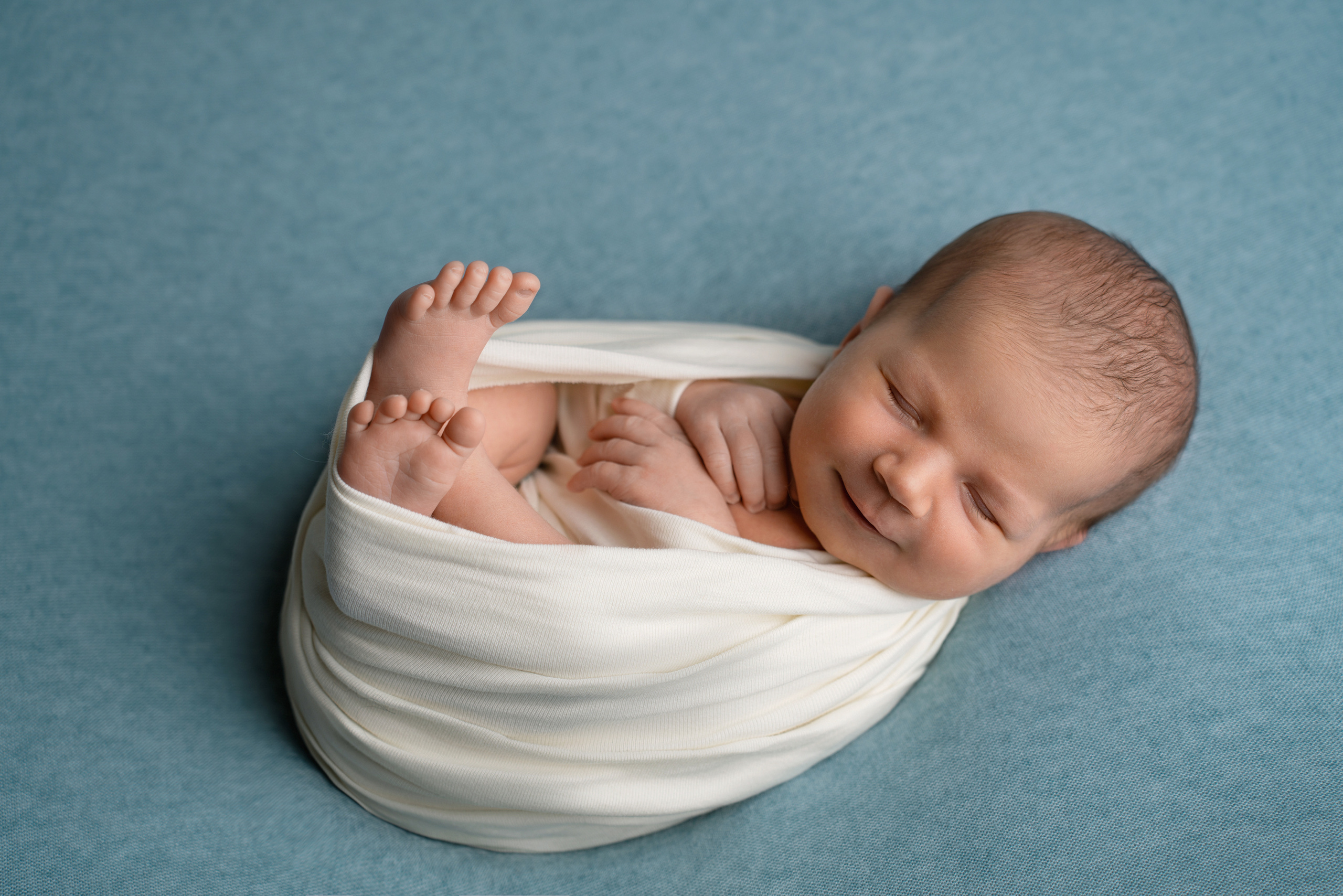 Ньюборн. Фотограф новорожденных Оренбург и свадебный фотограф Оренбург