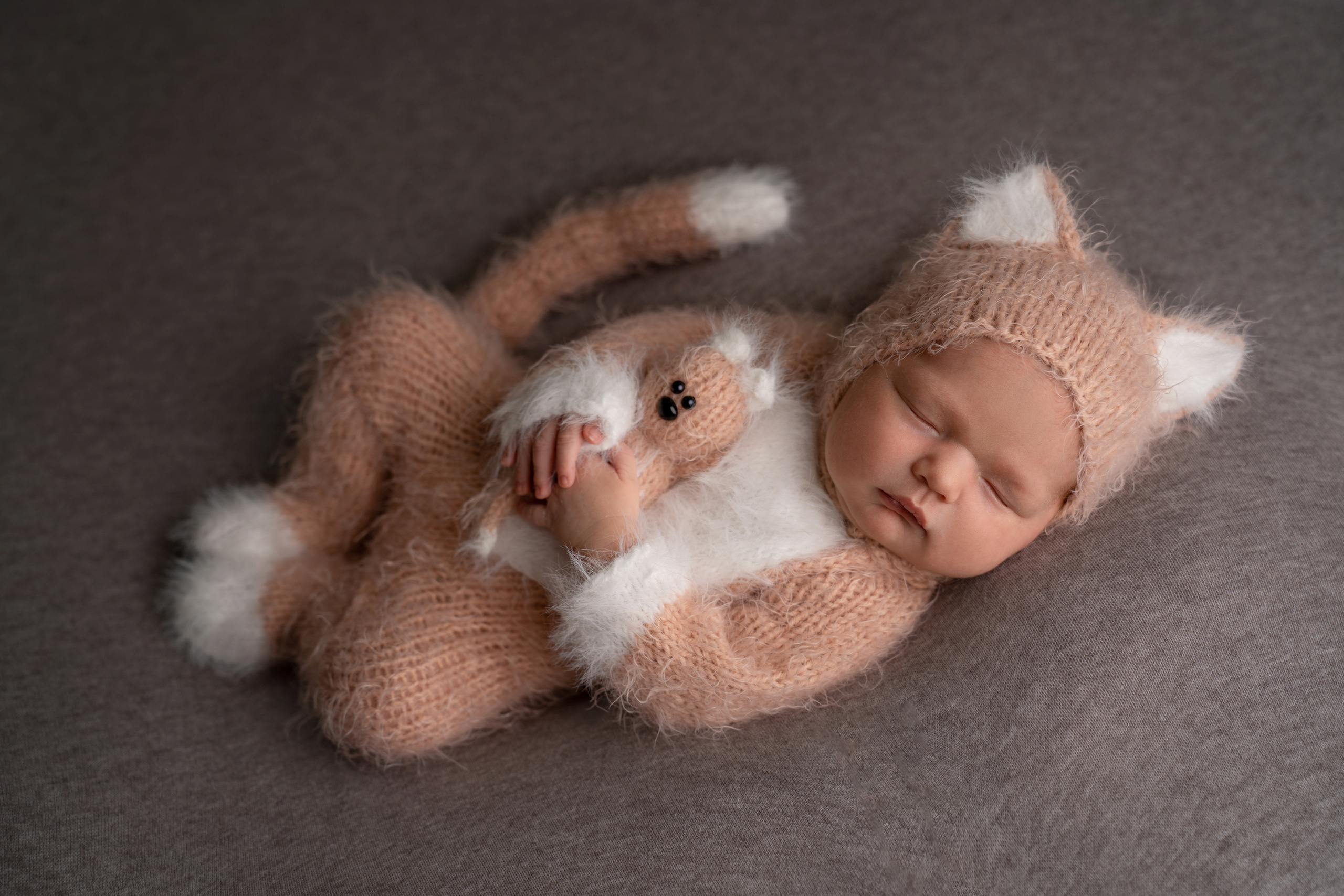 Ньюборн. Фотограф новорожденных Оренбург и свадебный фотограф Оренбург