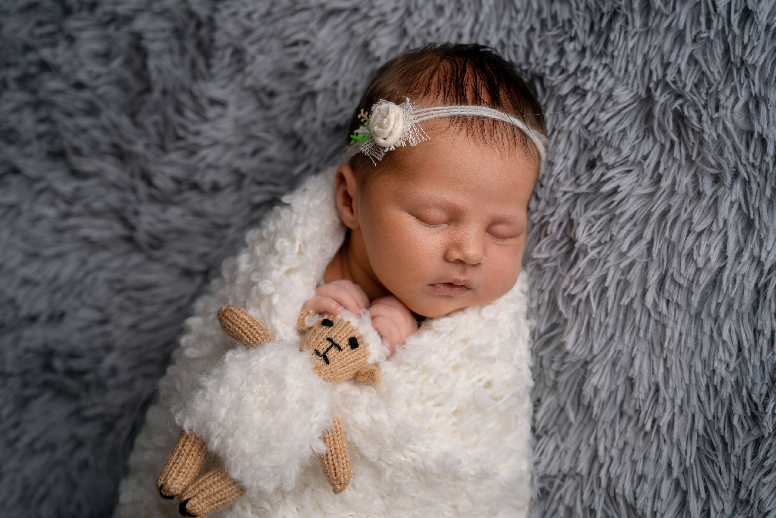 Ньюборн. Фотограф новорожденных Оренбург и свадебный фотограф Оренбург