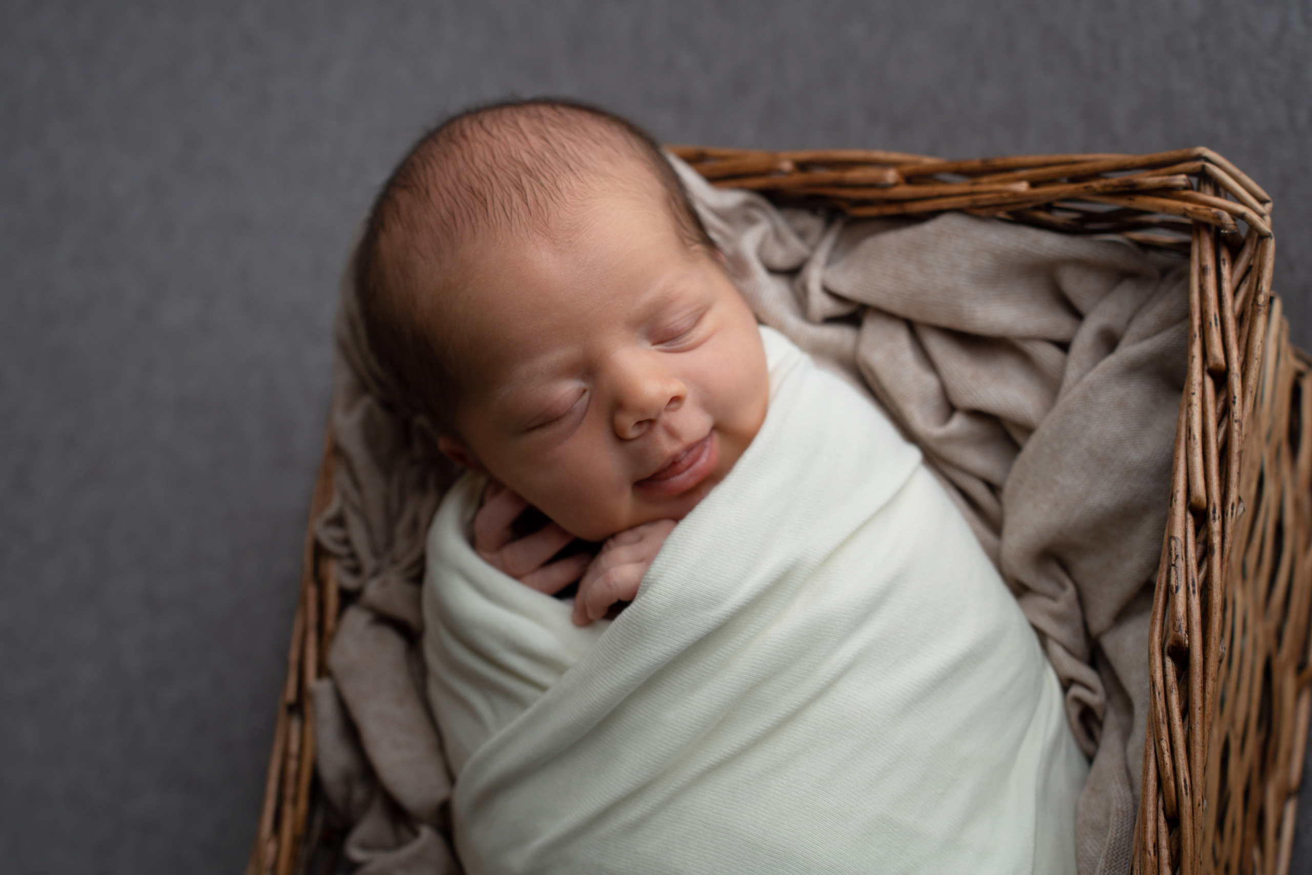 Ньюборн. Фотограф новорожденных Оренбург и свадебный фотограф Оренбург